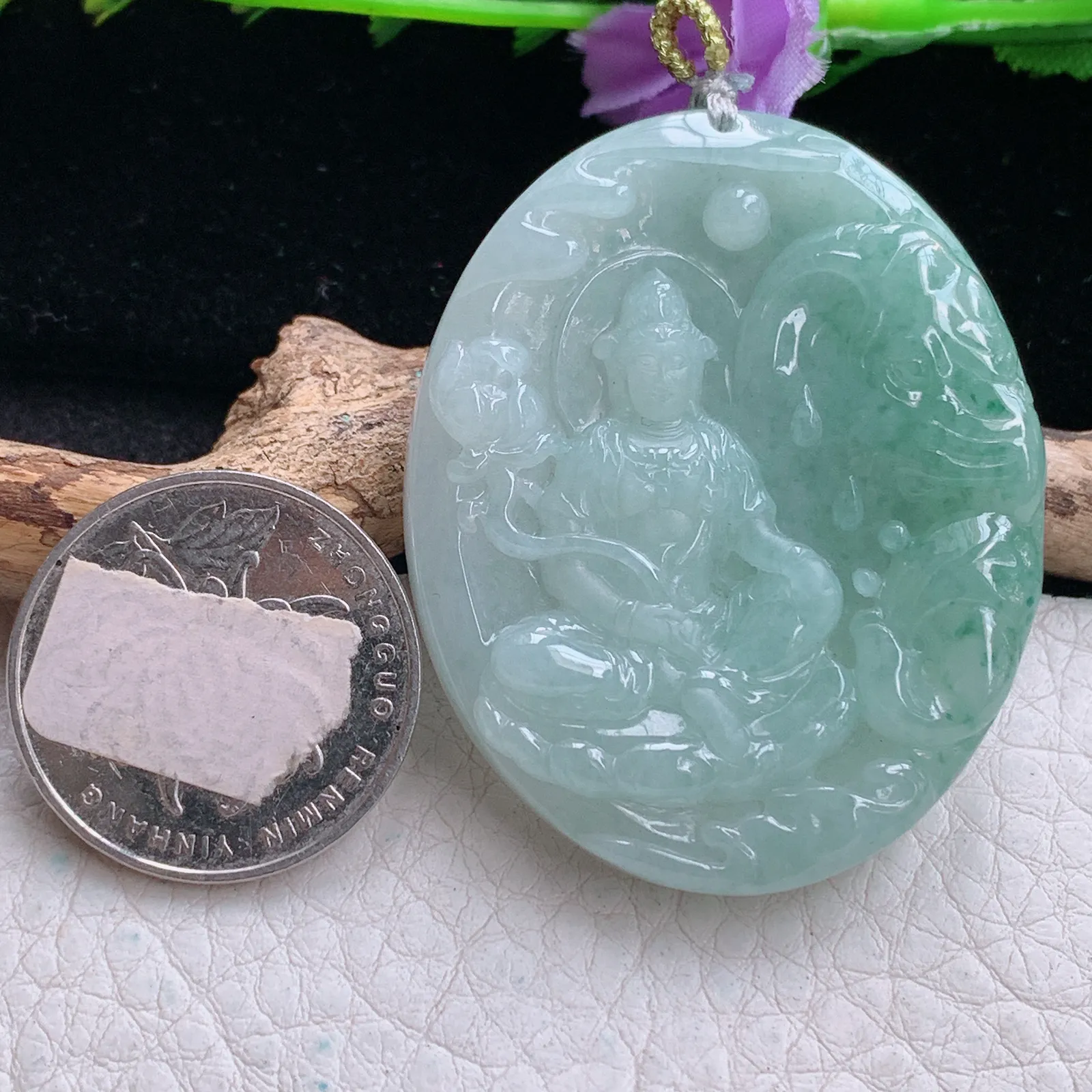 rp实拍48*39.5*7.6缅甸翡翠精雕水润文殊菩萨 生肖守护神玉吊坠 玉挂坠