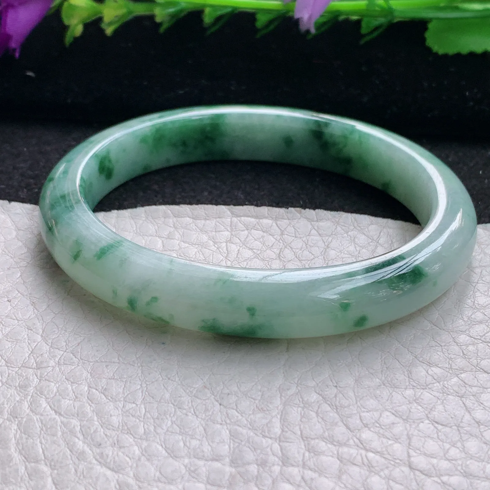 js实拍56.5*48.5*10*7.3轮胎镯 缅甸翡翠精美水润飘花椭圆宽边玉手镯 玉手环