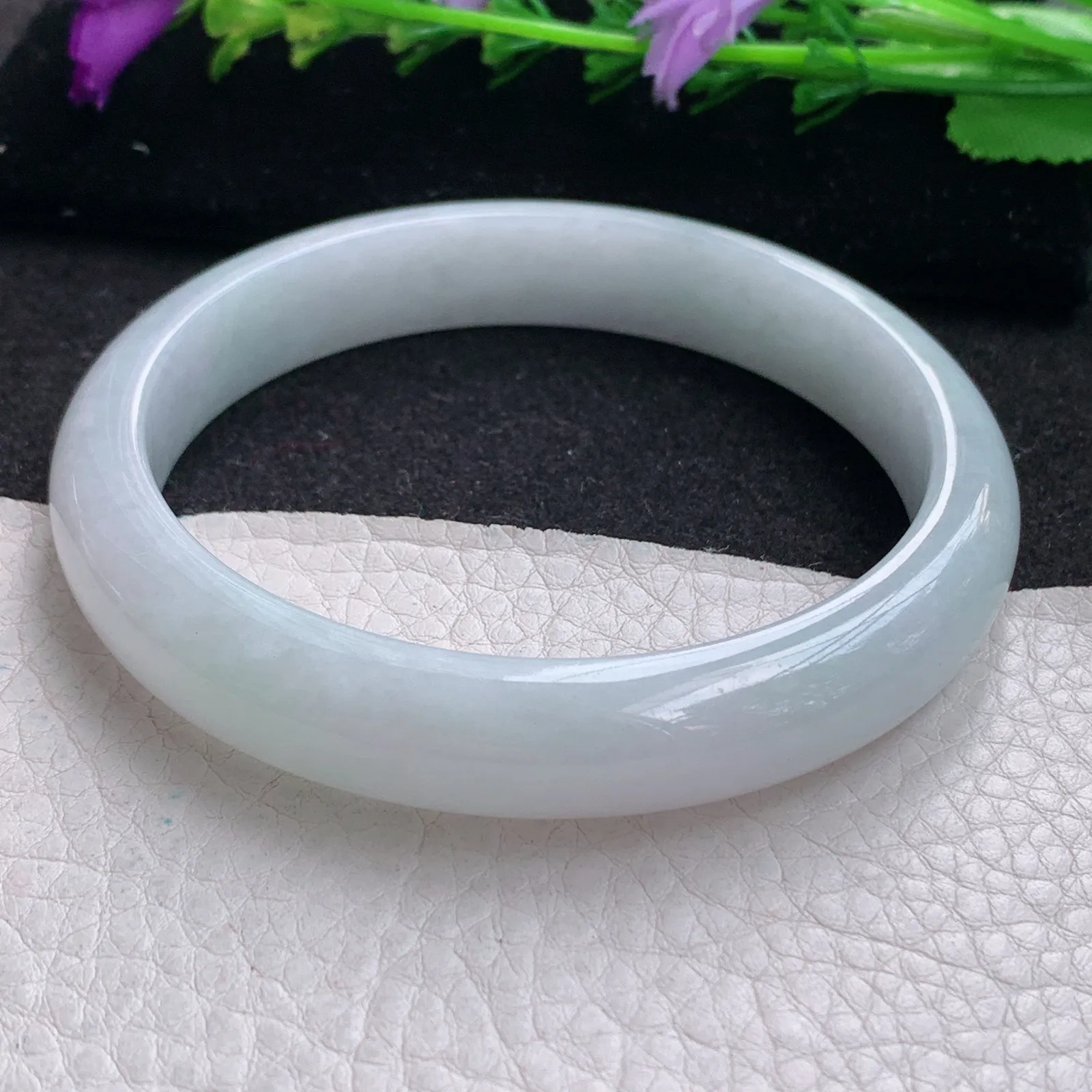 hh大圈口63*11.2*7.8平安镯 缅甸翡翠a货玉手镯水润白月光宽边玉手环