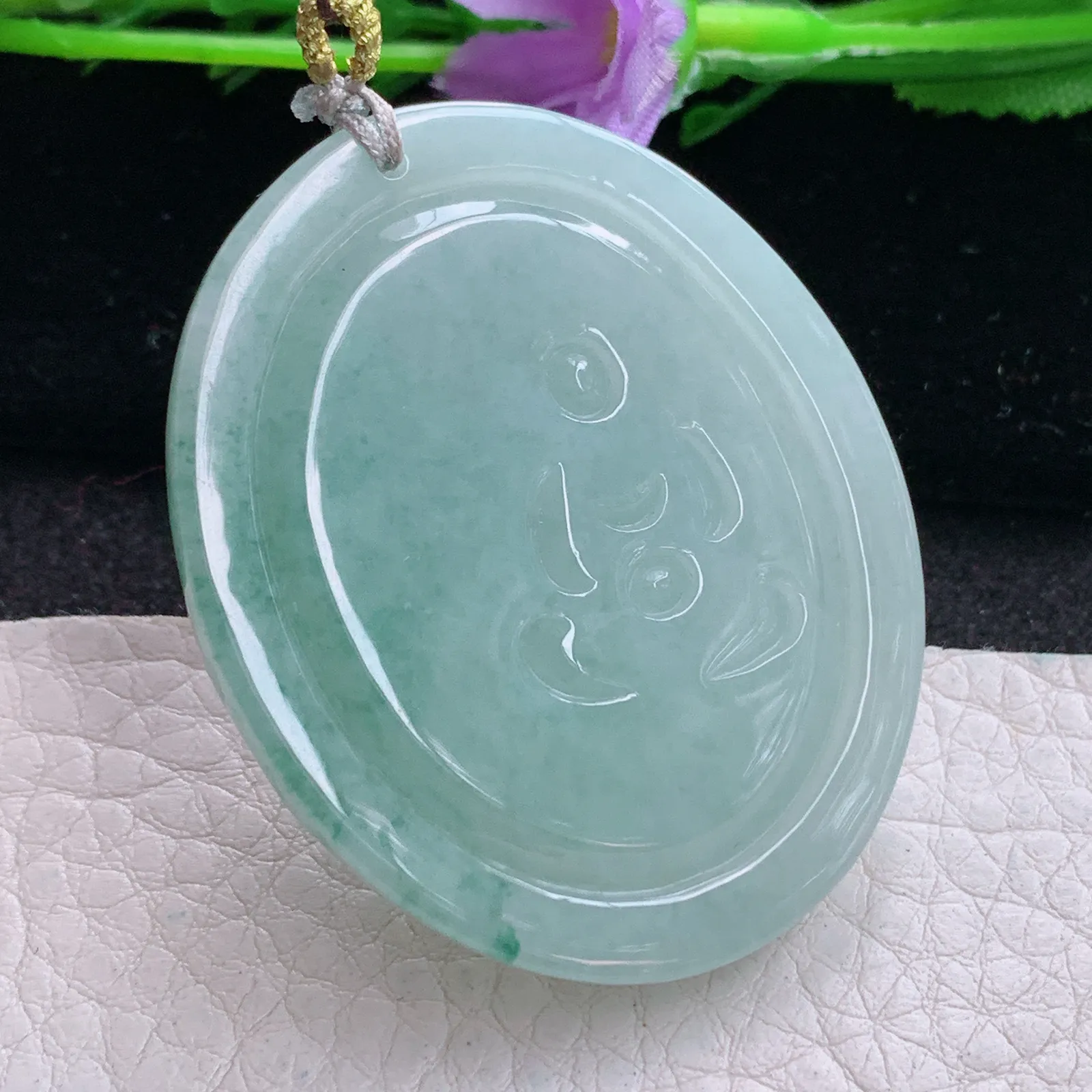 rp实拍48*39.5*7.6缅甸翡翠精雕水润文殊菩萨 生肖守护神玉吊坠 玉挂坠