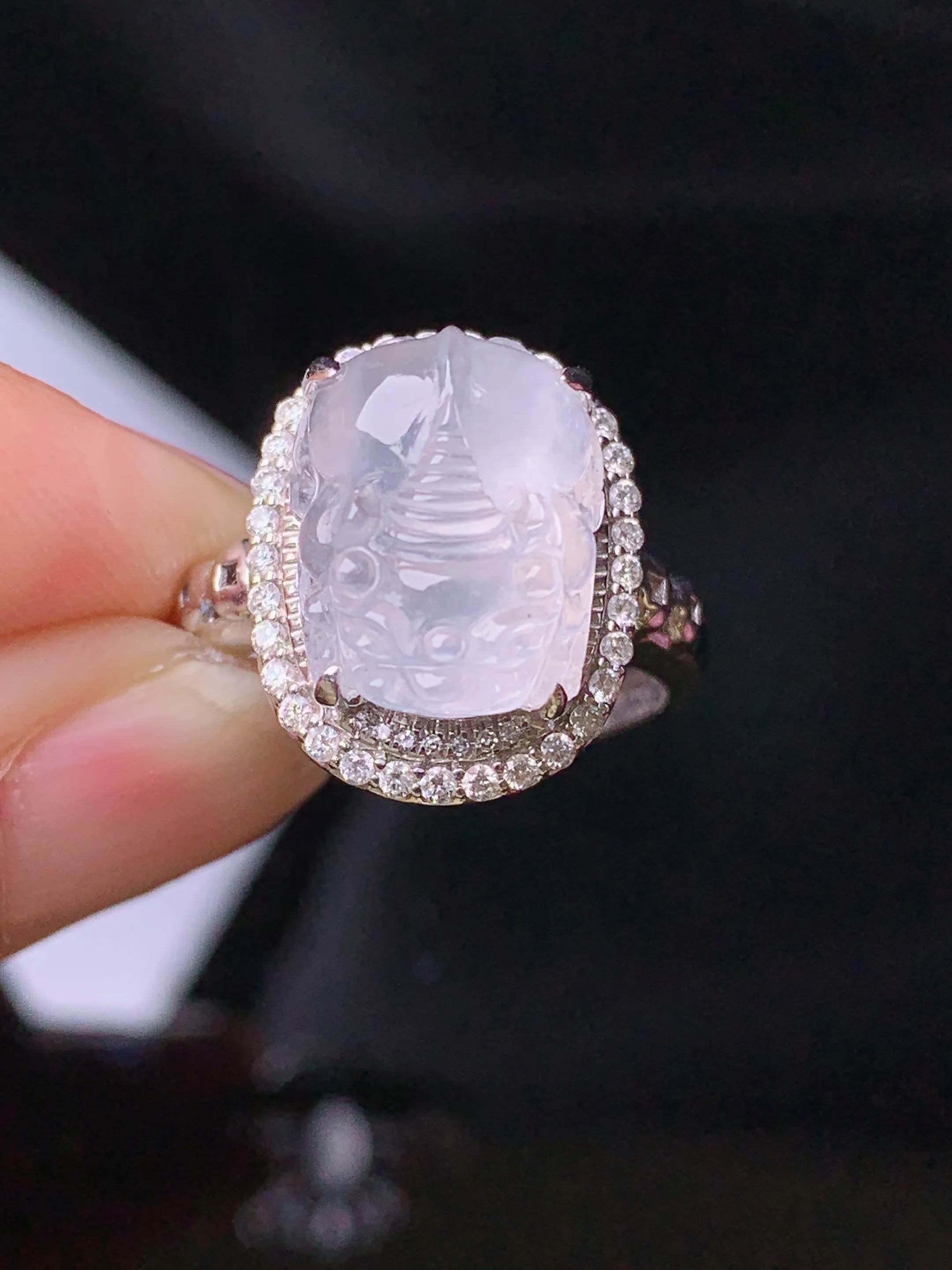 18金钻镶嵌冰种貔貅戒指 玉质细腻 色泽清新艳丽 圈口14 整体尺寸16.2*13*10