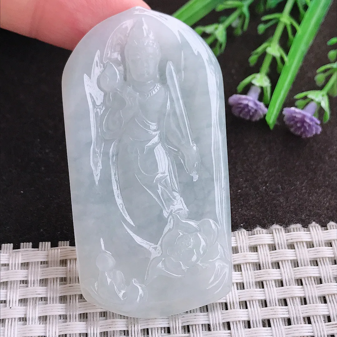 实拍A货翡翠64/33.5/5老坑冰纯起胶月光白虚空藏菩萨吊坠翡翠玉观音挂件