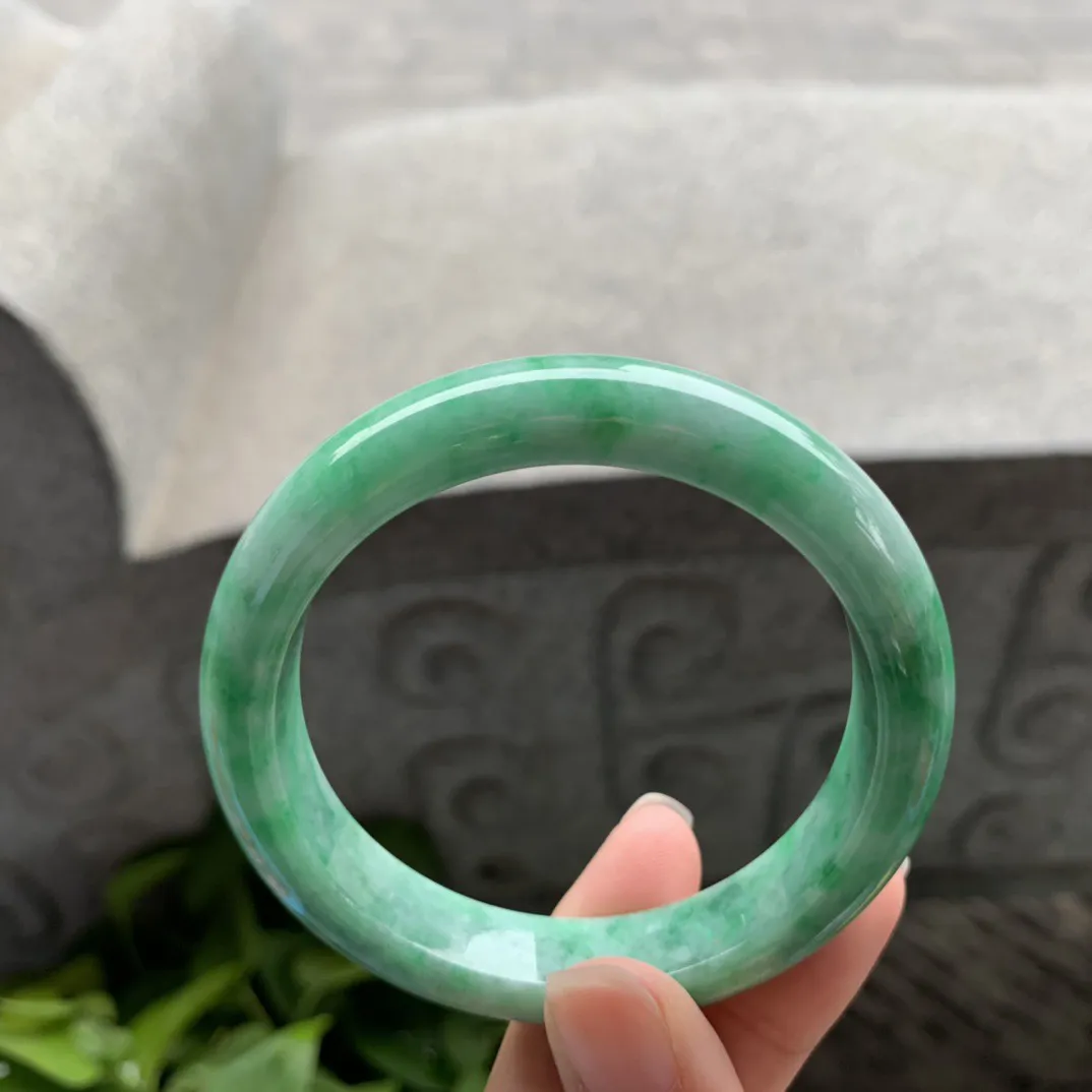 圈口54.6-11.9-8.2 【满绿正圈手镯】正圈54 55可戴