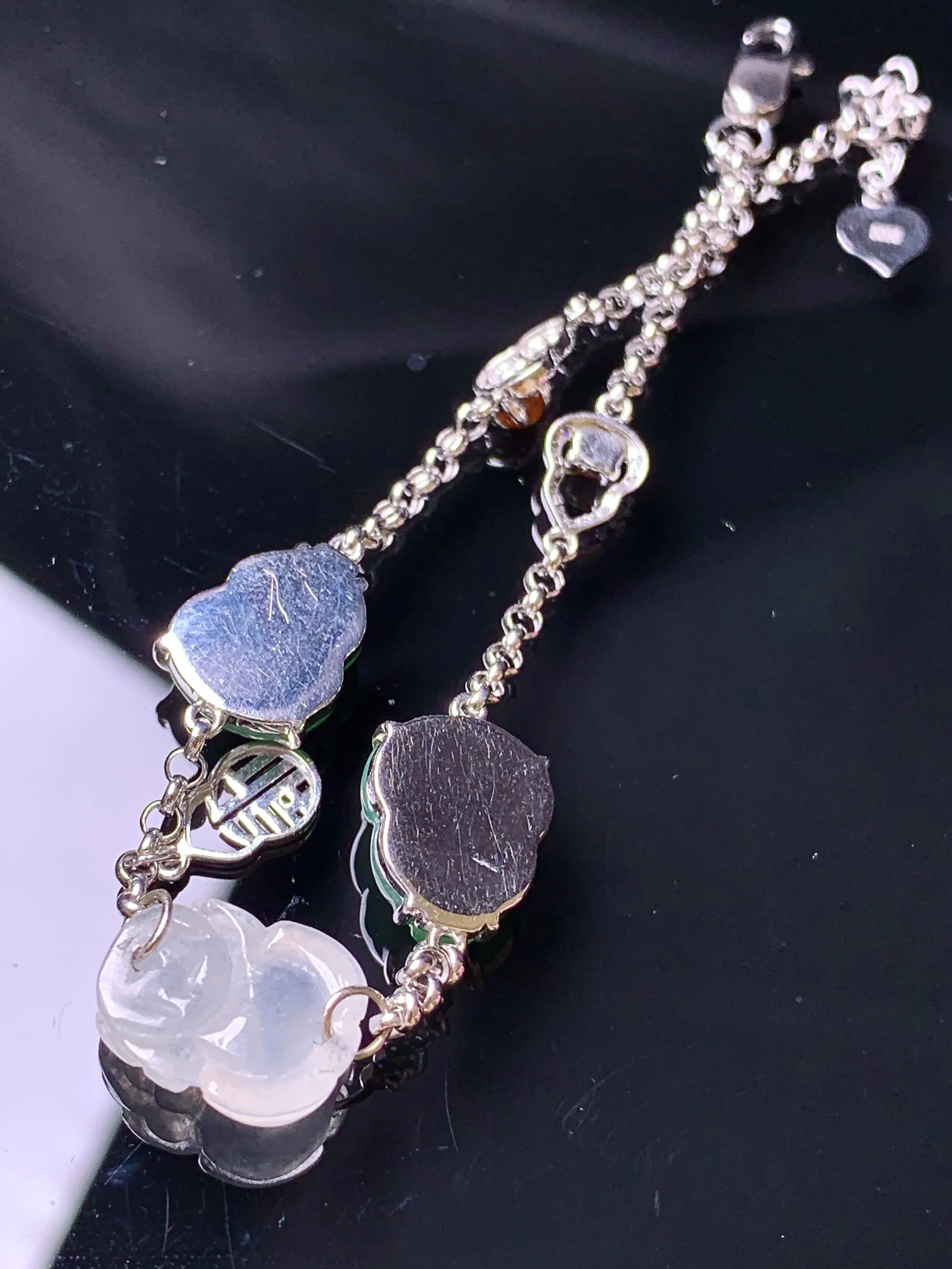 18金镶嵌冰貔貅绿葫芦手链 吊坠 玉质细腻 色泽清新艳丽 整体尺寸11.5*9*4