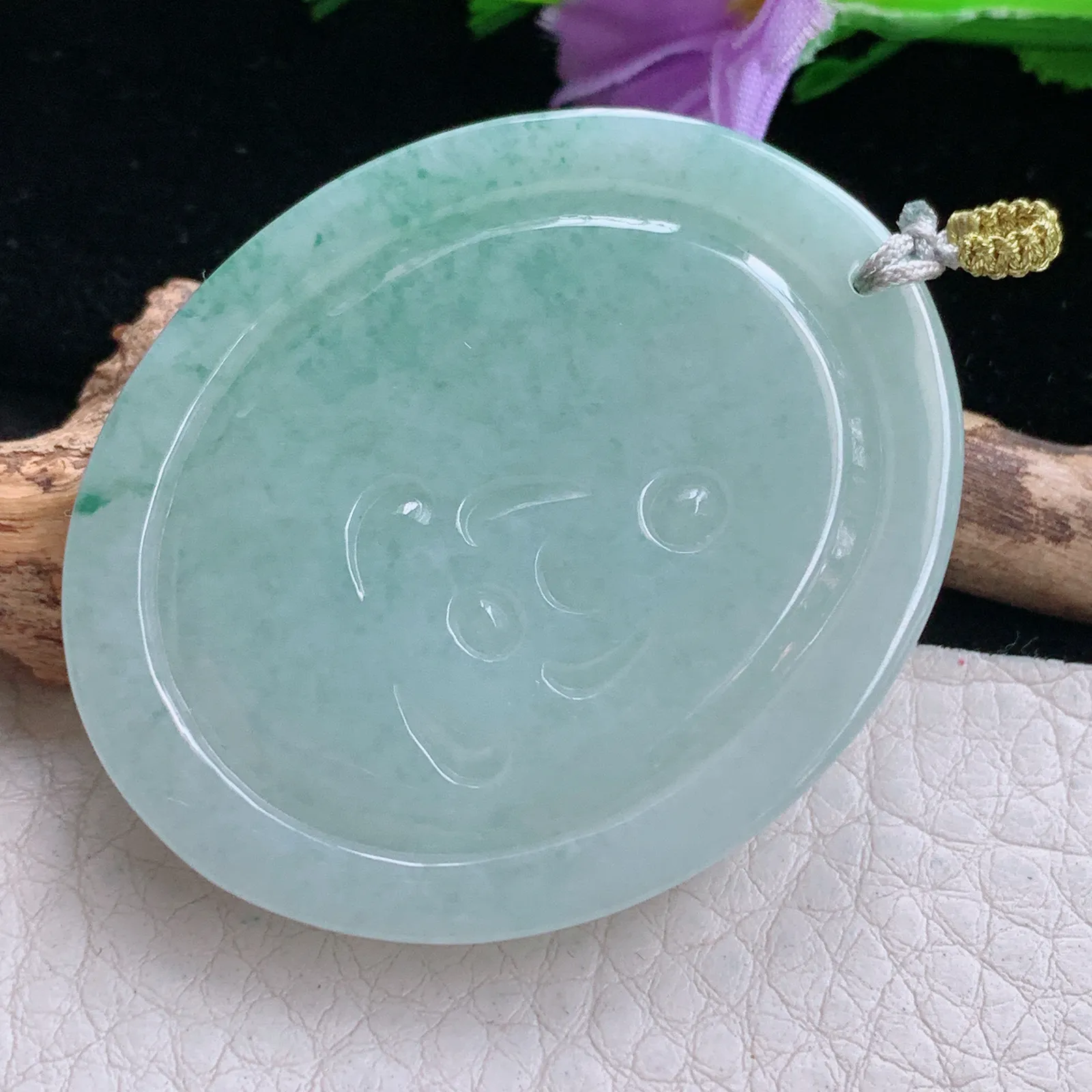 rp实拍48*39.5*7.6缅甸翡翠精雕水润文殊菩萨 生肖守护神玉吊坠 玉挂坠