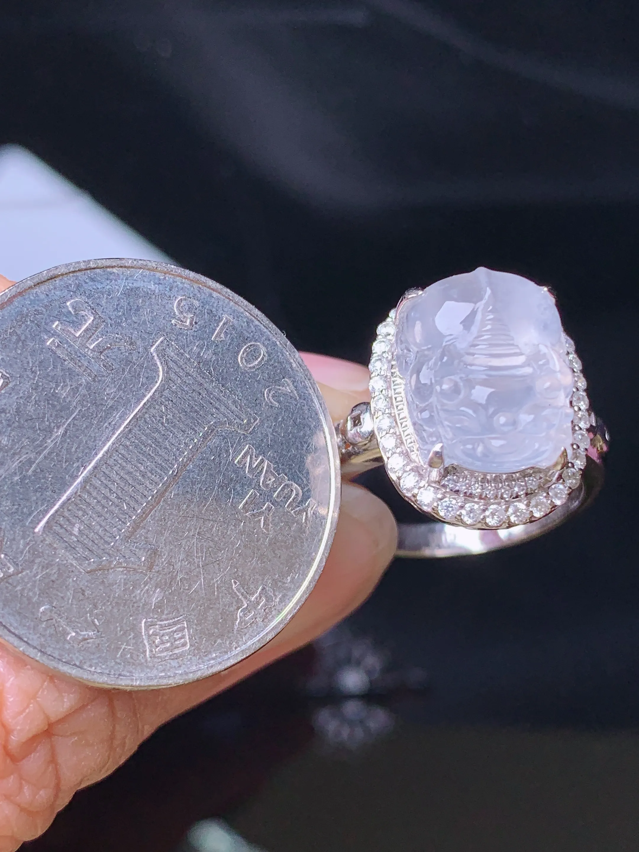 18金钻镶嵌冰种貔貅戒指 玉质细腻 色泽清新艳丽 圈口14 整体尺寸16.2*13*10