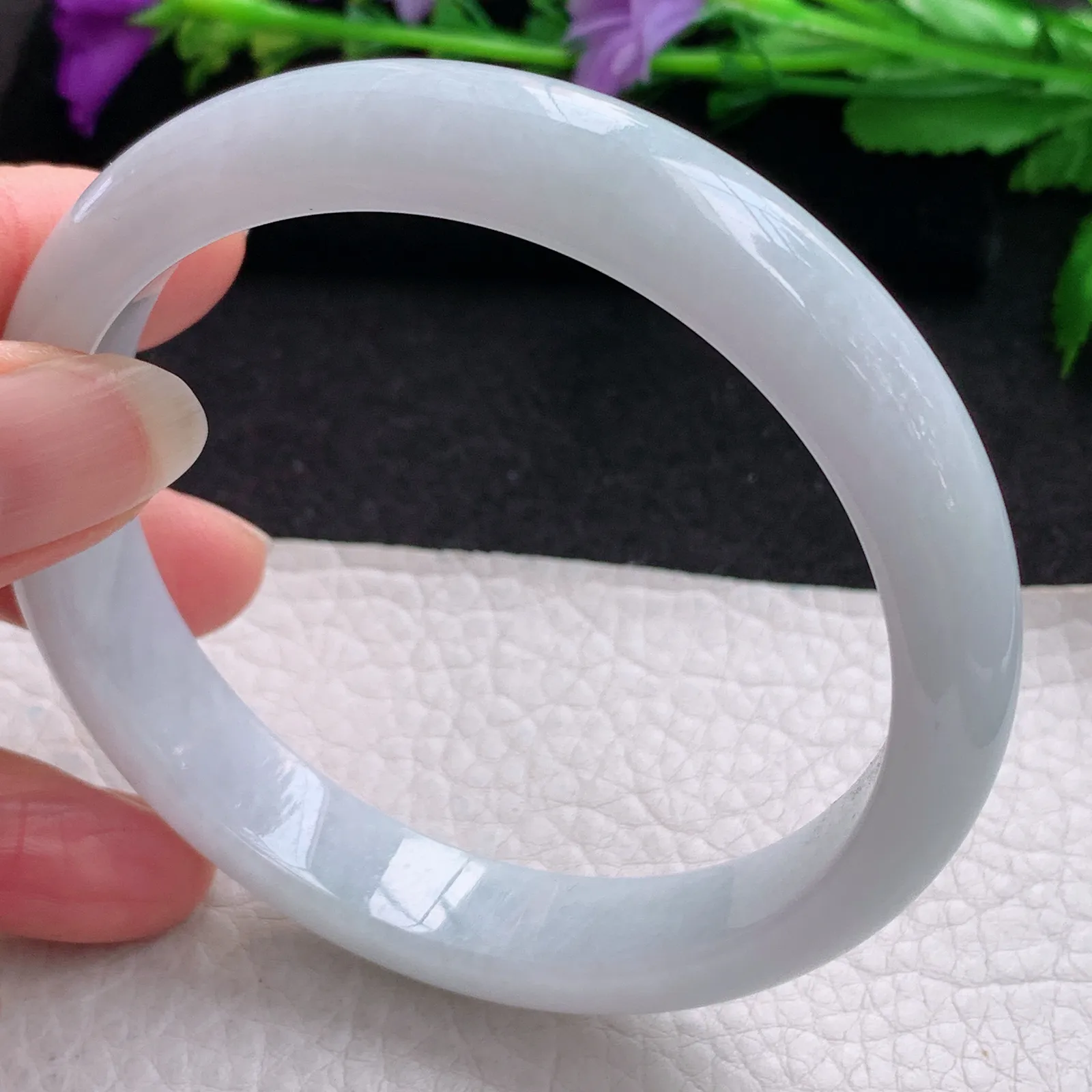 hh大圈口63*11.2*7.8平安镯 缅甸翡翠a货玉手镯水润白月光宽边玉手环