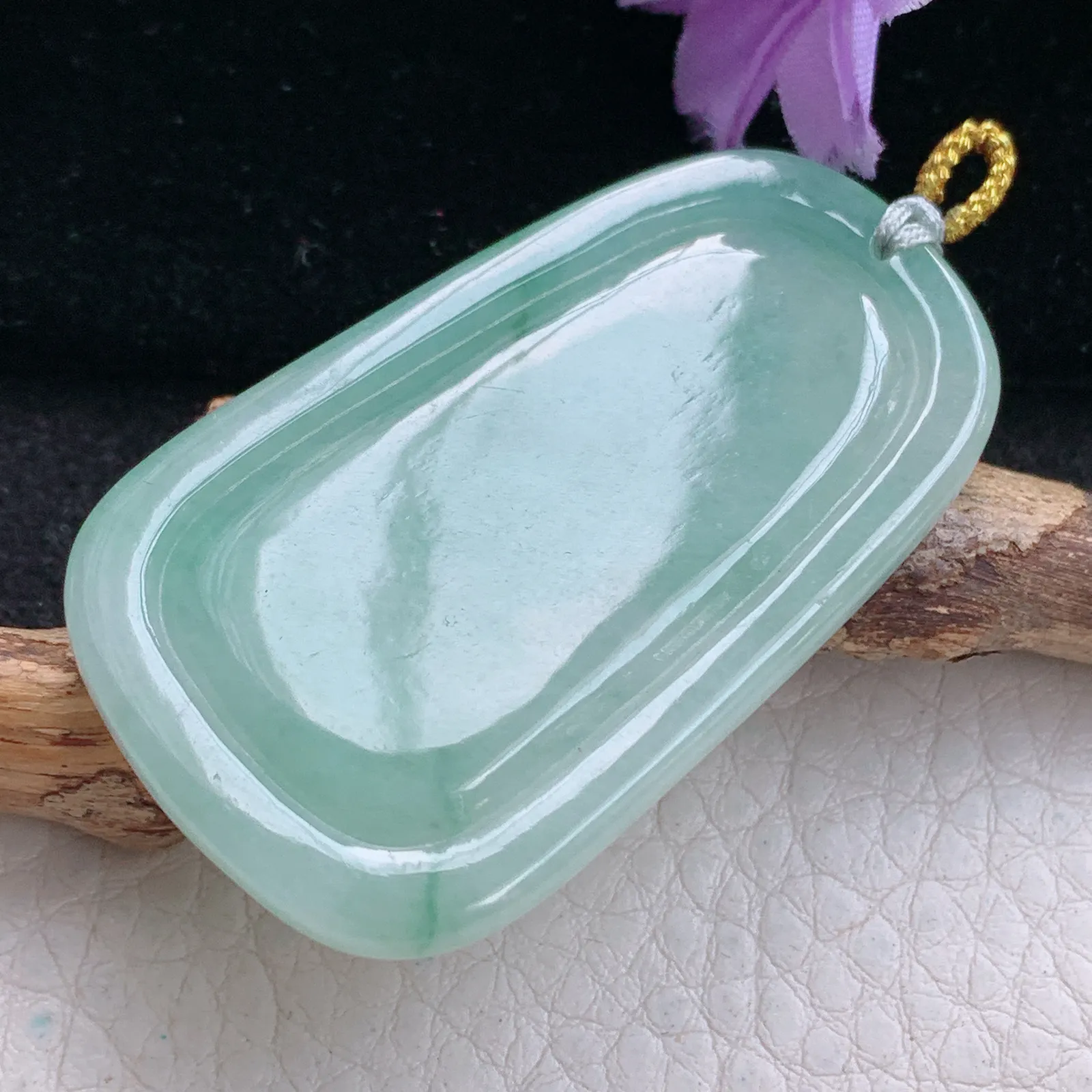 rp实拍50*38*5.3缅甸翡翠精雕飘花招财老鼠 生肖鼠玉吊坠 玉挂坠