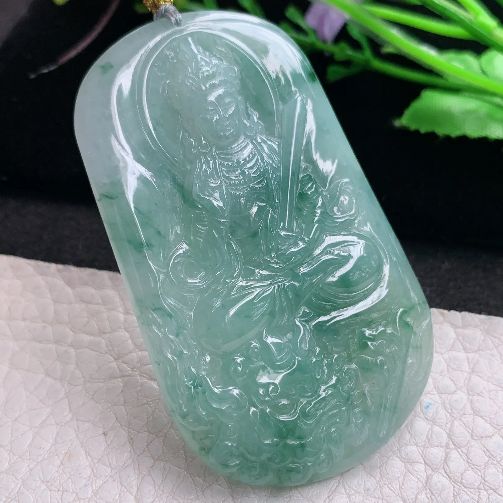 rp实拍63.7*38.8*5.8缅甸翡翠精雕文殊菩萨 生肖守护神玉吊坠 玉挂坠