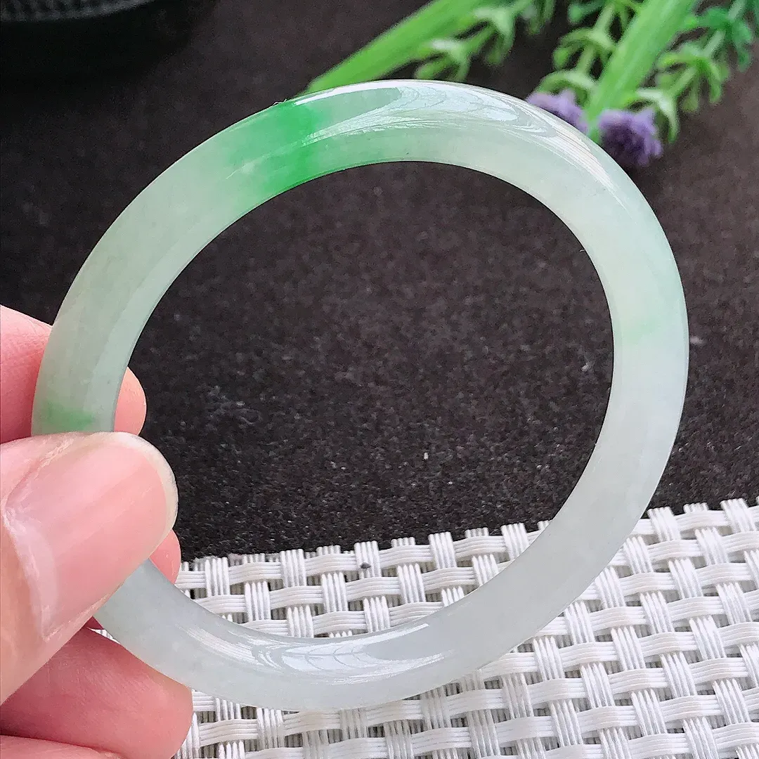 实拍A货翡翠49.5/6.8/7.3小圈口老坑冰润飘阳绿圆条手镯翡翠玉镯子平安镯