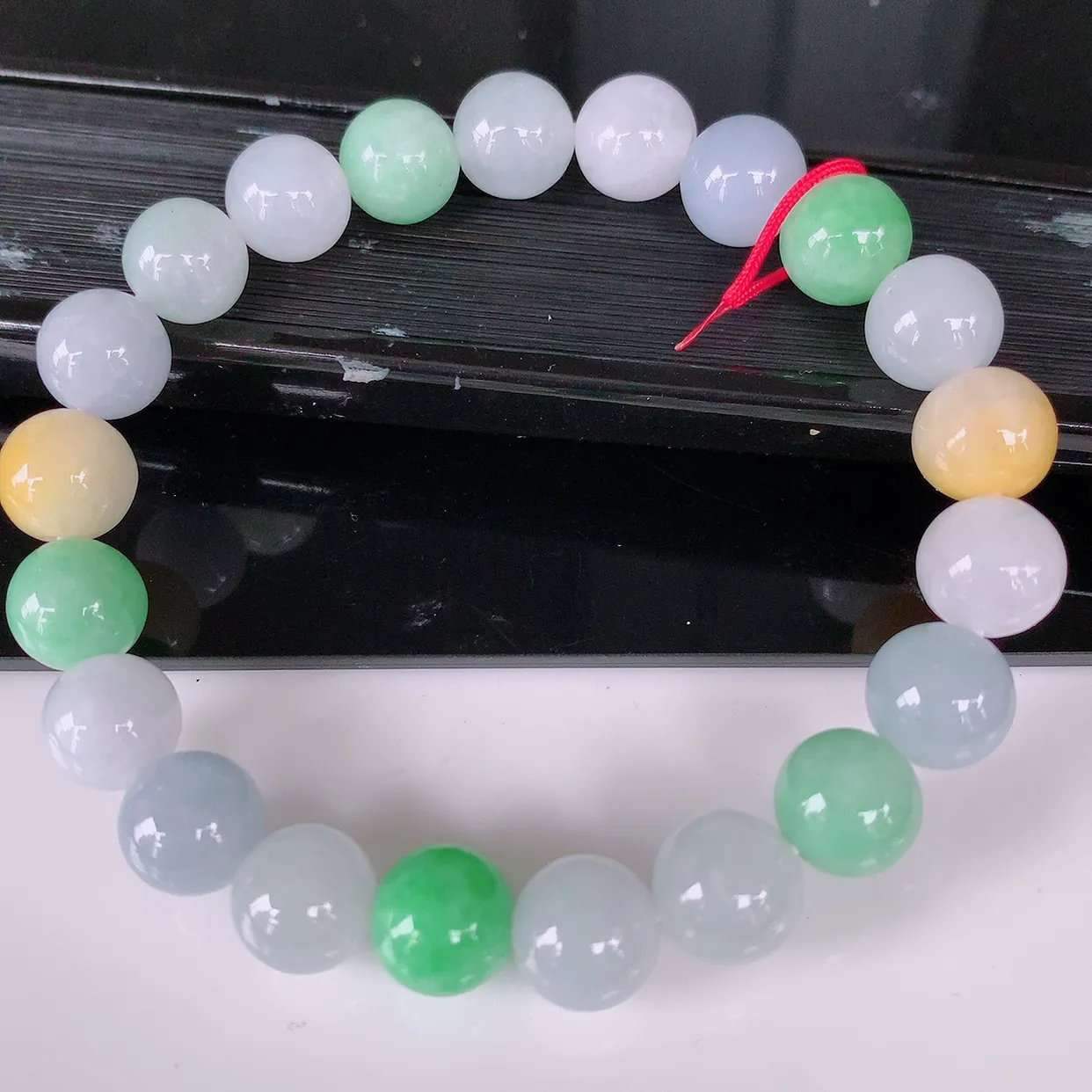 自然光实拍，冰润多宝翡翠手链，多彩翡翠手串，颜色丰富，料子细腻，高档大气自戴送礼佳品！#46.22取