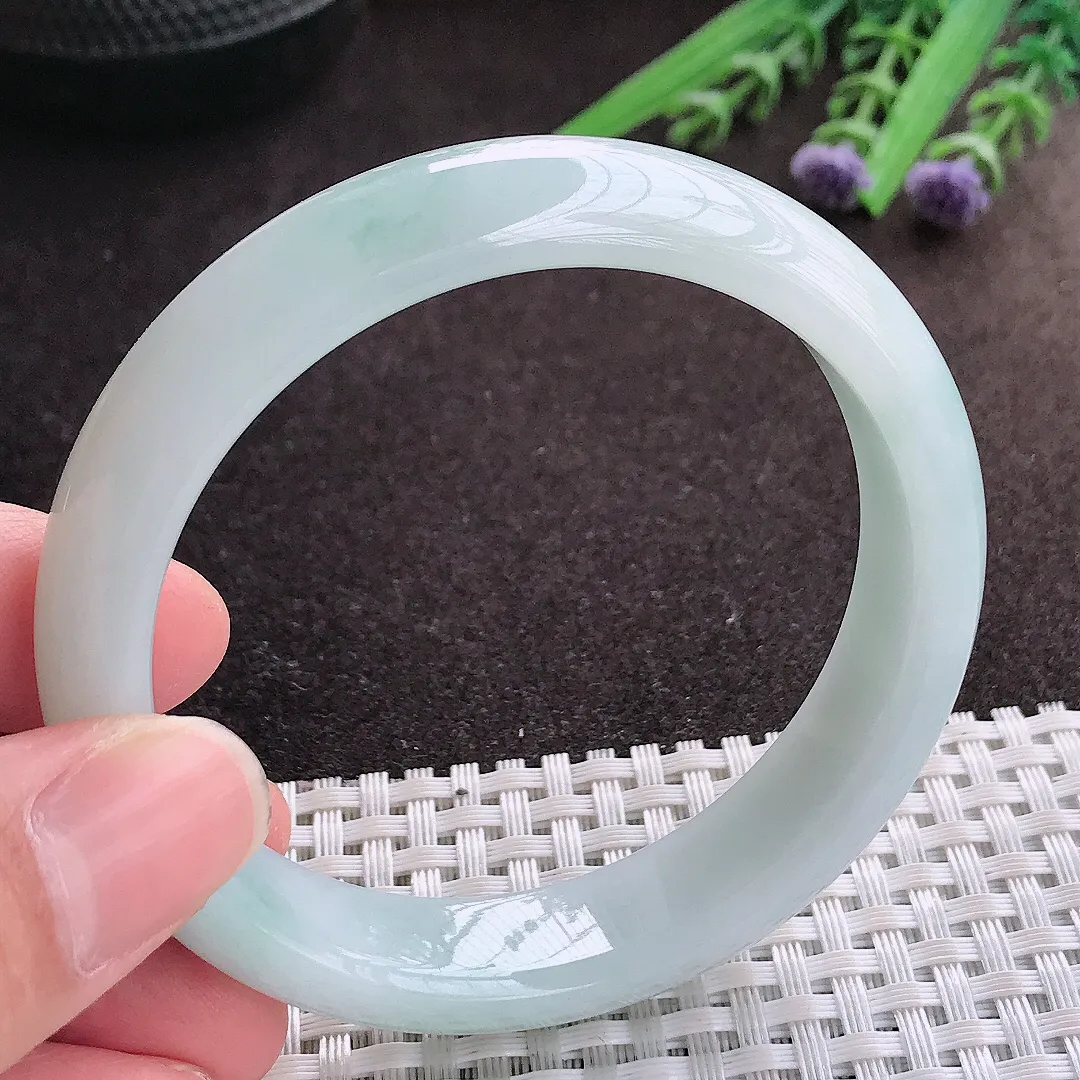 实拍A货翡翠56.5/13.2/7.5老坑冰润起胶飘花手镯宽边玉镯子平安镯