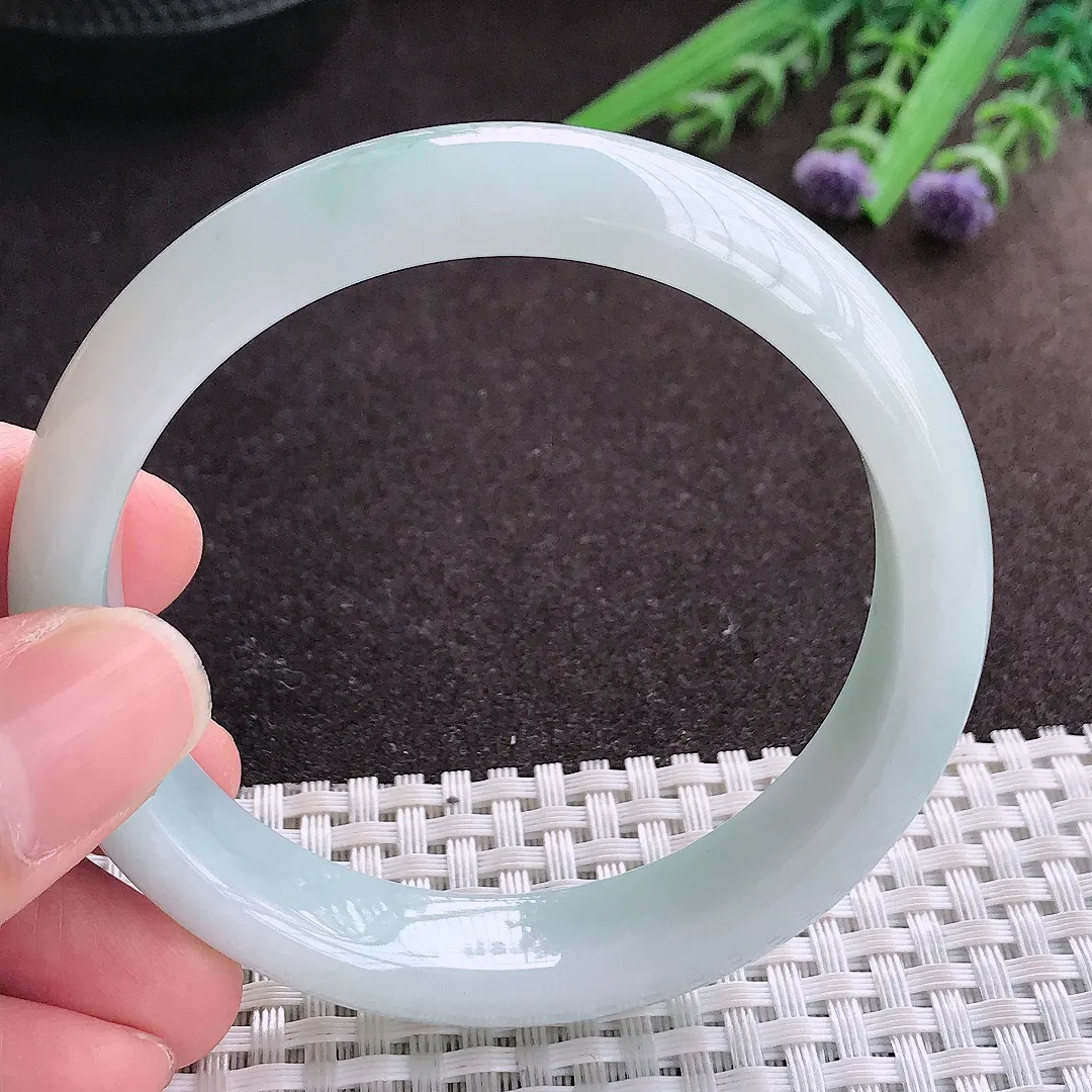 实拍A货翡翠56.5/13.2/7.5老坑冰润起胶飘花手镯宽边玉镯子平安镯