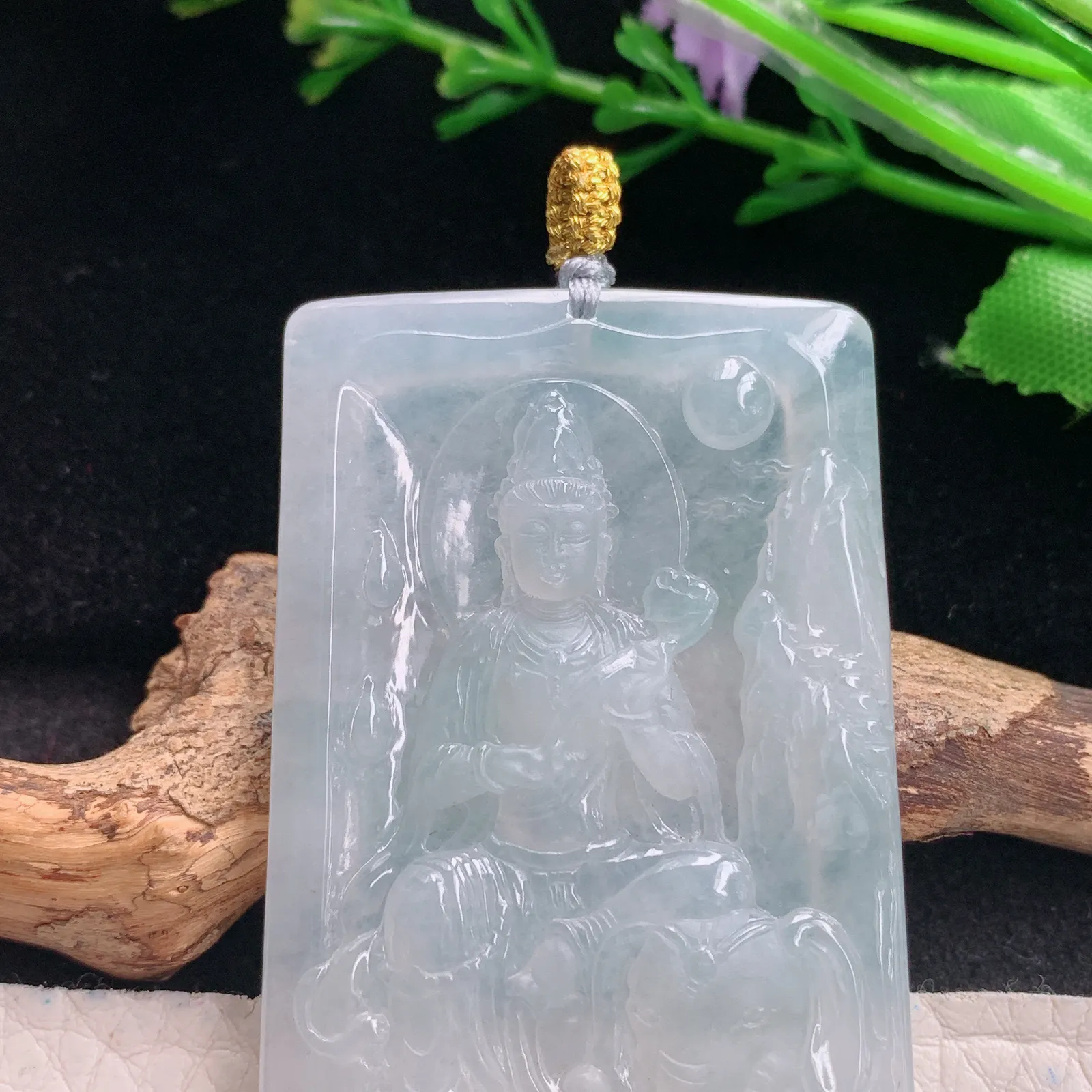 rp实拍52.8*34*5.2缅甸翡翠精雕冰晴普贤菩萨 生肖守护神玉吊坠 玉挂坠