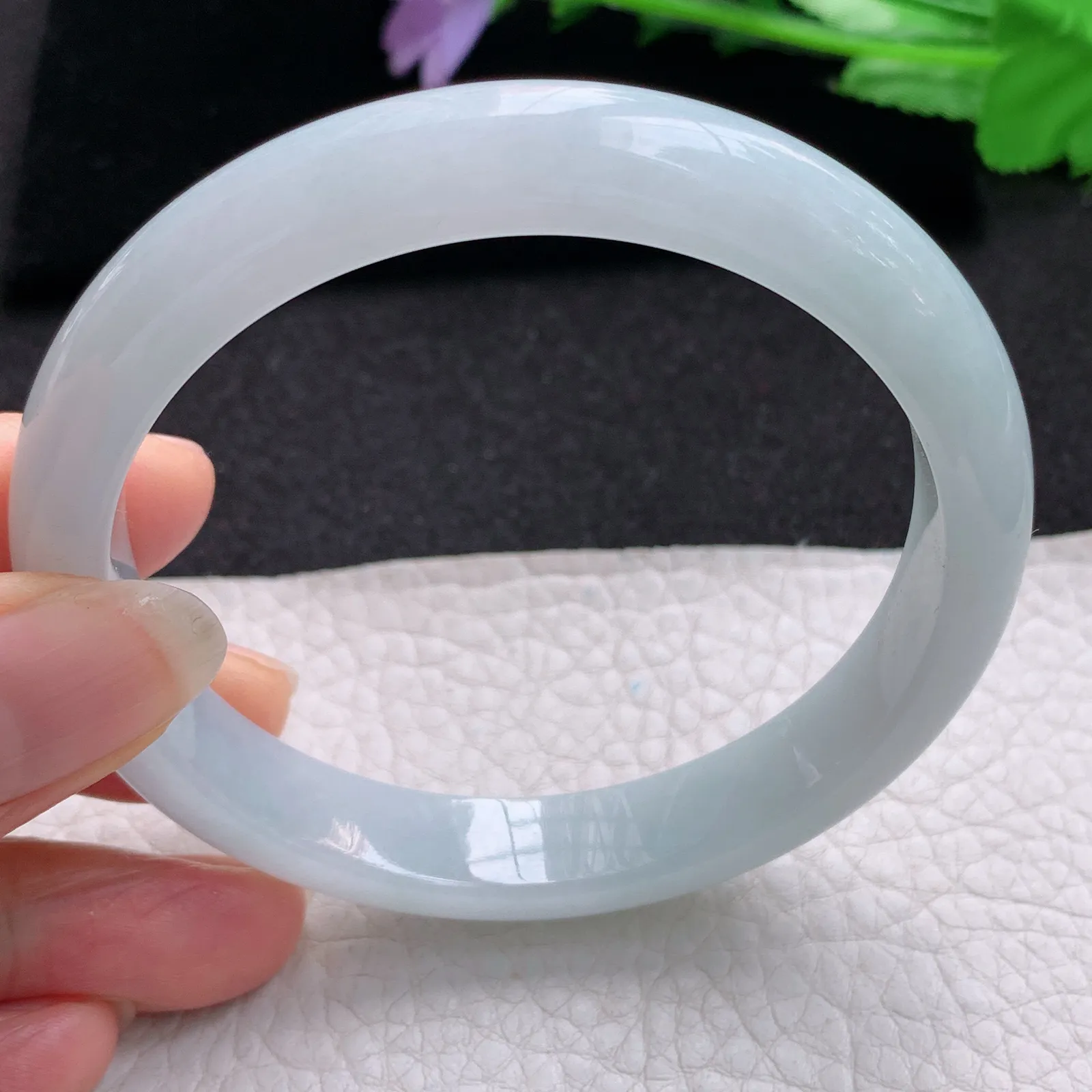 nr大圈口59.5*11.2*7.3平安镯 缅甸翡翠a货玉手镯白月光宽边玉手环