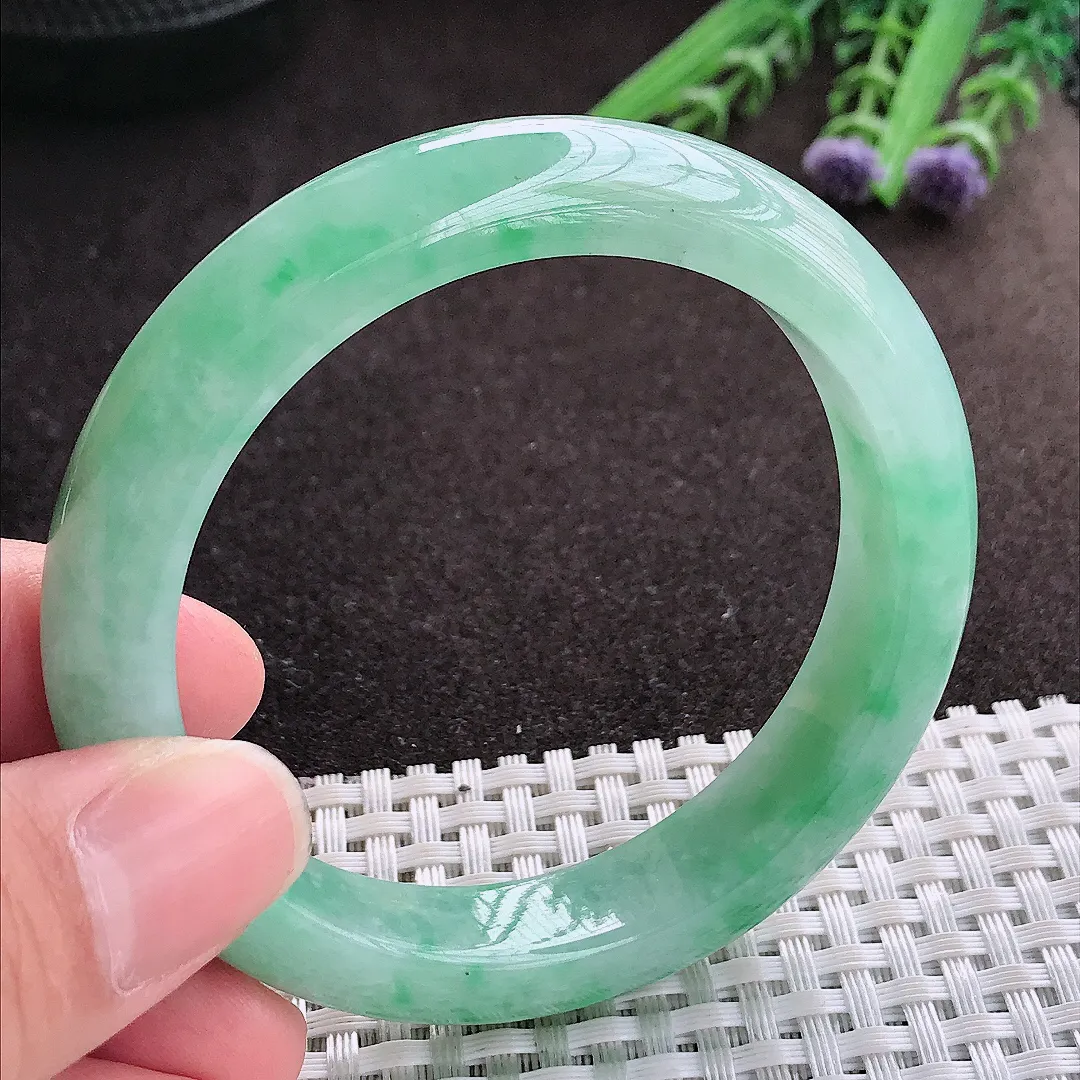 实拍A货翡翠54.8/12.2/8.6老坑冰润起胶满绿手镯宽边玉镯子平安镯