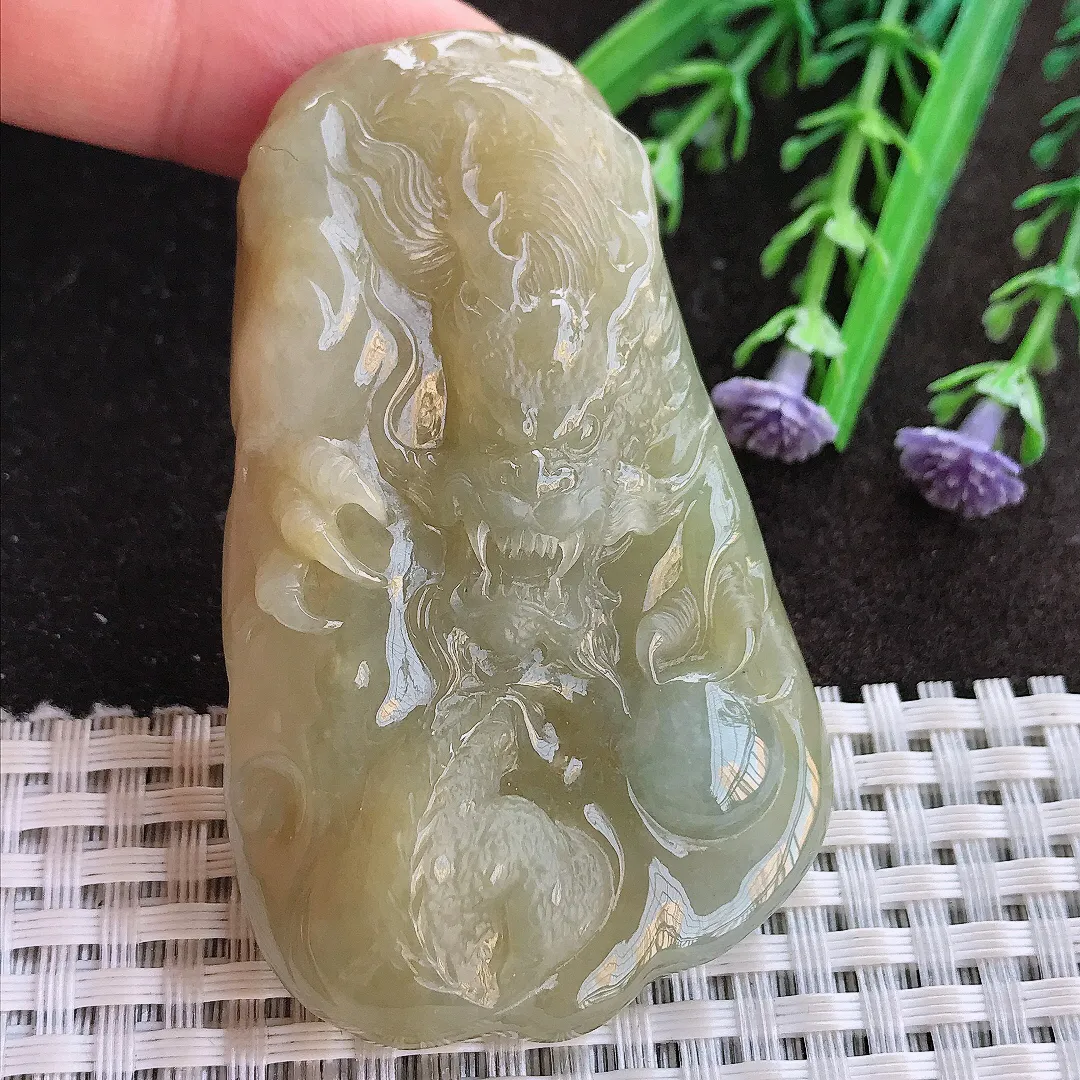 实拍A货翡翠66/40/12老坑冰润起胶黄翡龙牌吊坠翡翠玉牌挂件