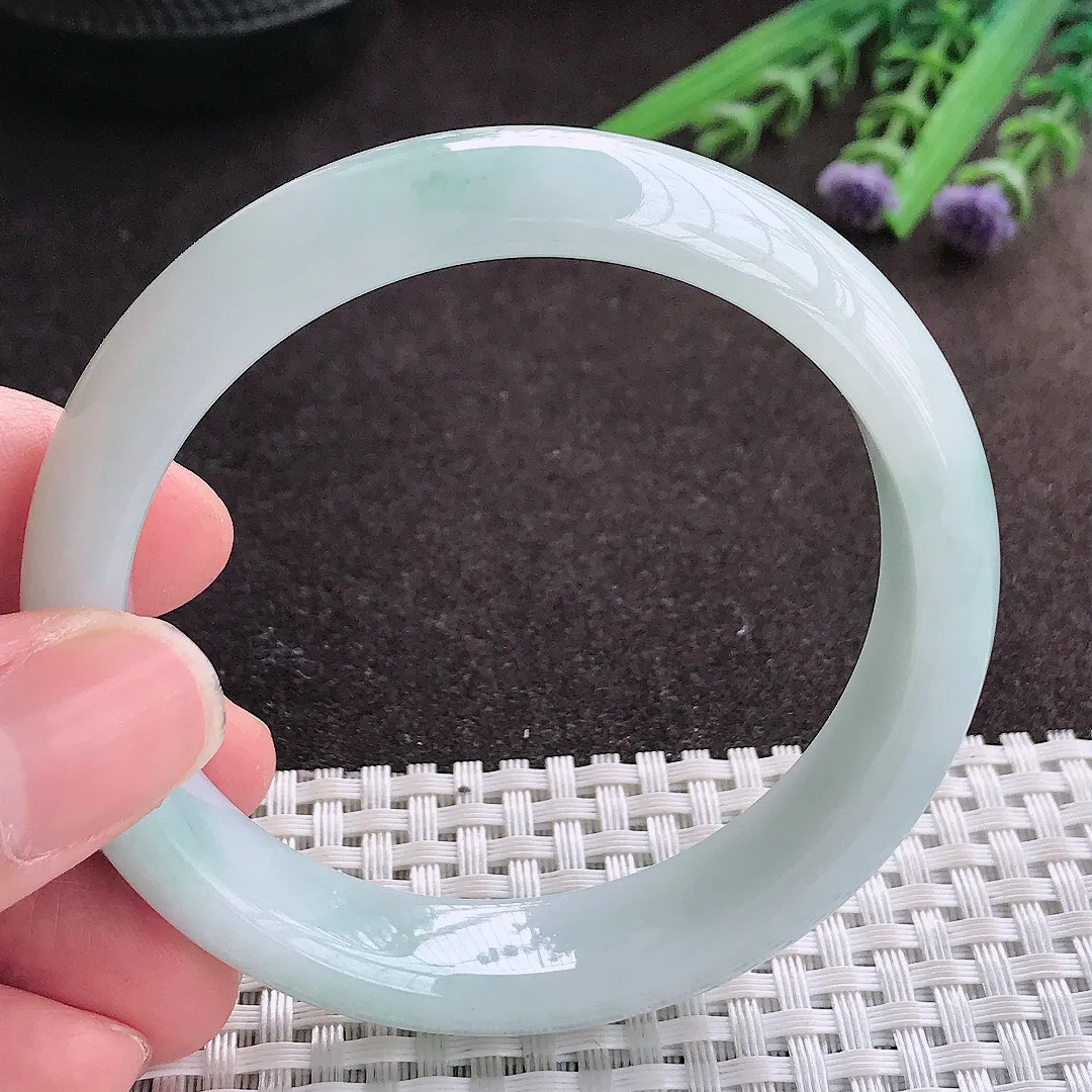 实拍A货翡翠56.5/13.2/7.5老坑冰润起胶飘花手镯宽边玉镯子平安镯