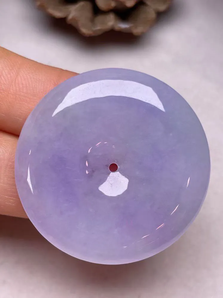 冰糯种紫罗兰【平安扣】吊坠，种水好，玉质细腻 ，卖相好.