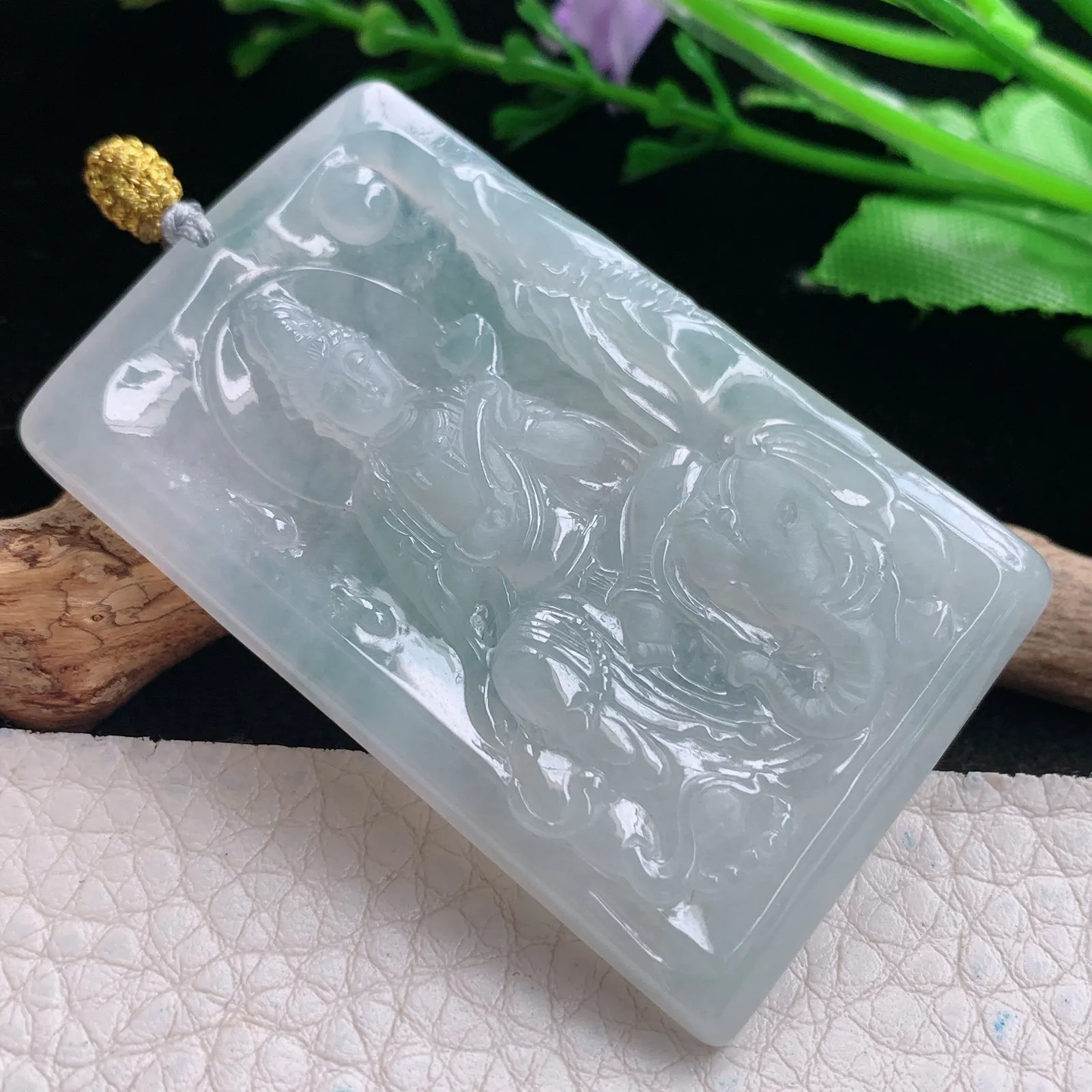 rp实拍52.8*34*5.2缅甸翡翠精雕冰晴普贤菩萨 生肖守护神玉吊坠 玉挂坠