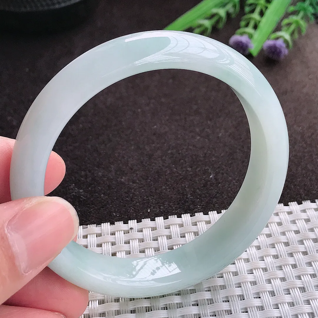 实拍A货翡翠56.5/13.2/7.5老坑冰润起胶飘花手镯宽边玉镯子平安镯