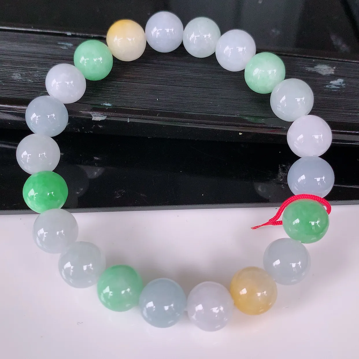 自然光实拍，冰润多宝翡翠手链，多彩翡翠手串，颜色丰富，料子细腻，高档大气自戴送礼佳品！#46.22取一尺寸9.5