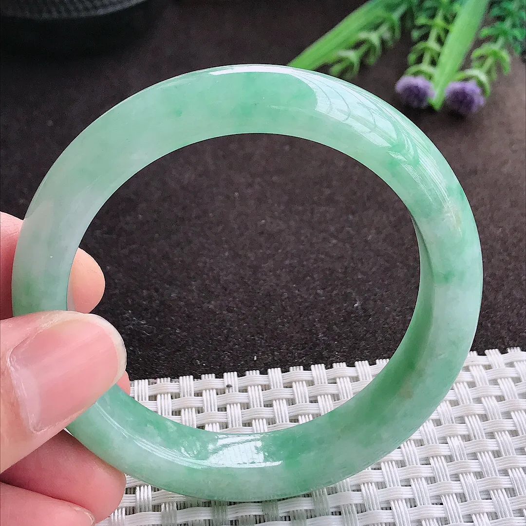 实拍A货翡翠54.8/12.2/8.6老坑冰润起胶满绿手镯宽边玉镯子平安镯