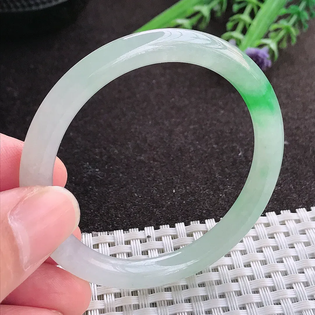 实拍A货翡翠49.5/6.8/7.3小圈口老坑冰润飘阳绿圆条手镯翡翠玉镯子平安镯