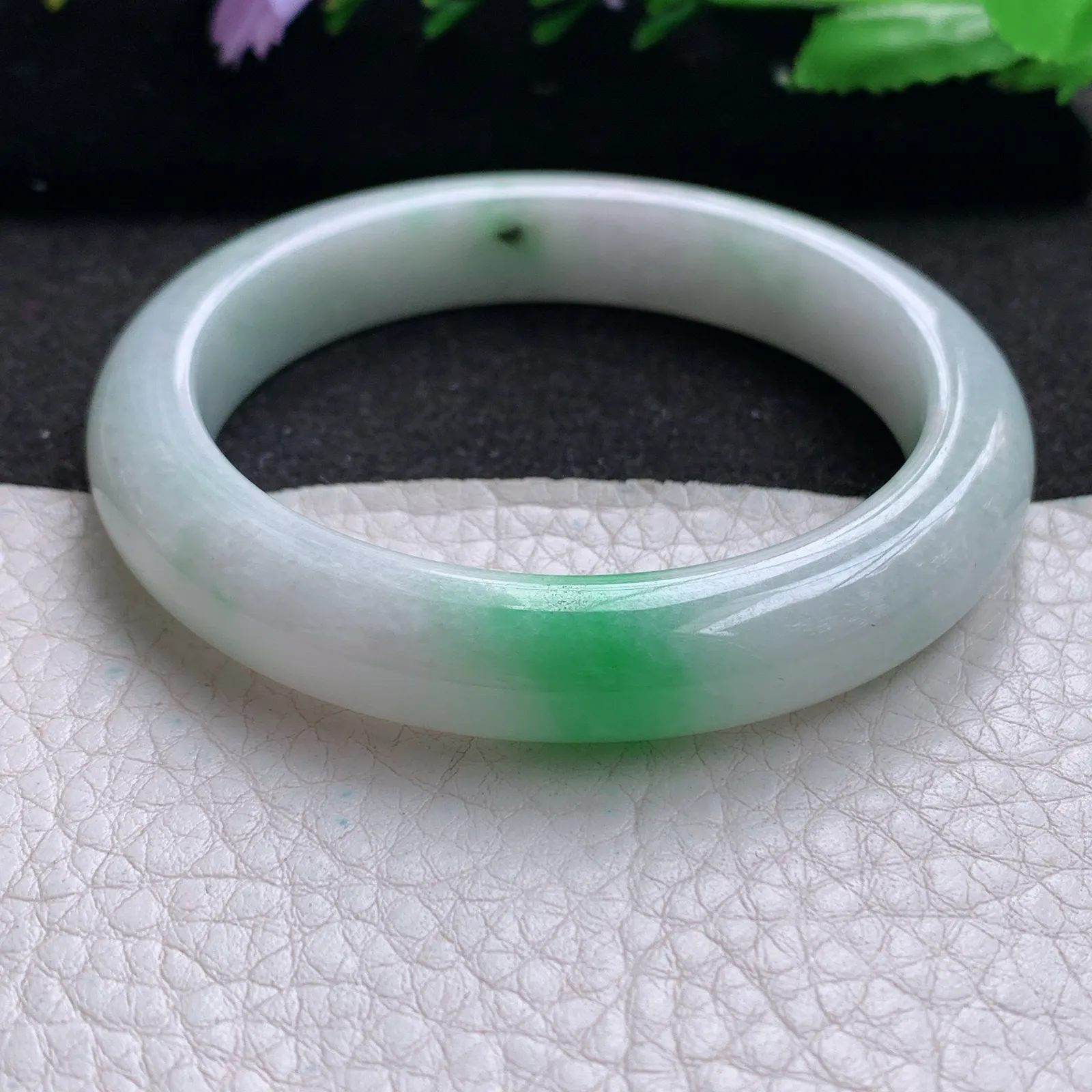 nr自然光54*10.6*8.5平安镯 缅甸翡翠a货玉手镯飘绿宽边玉手环