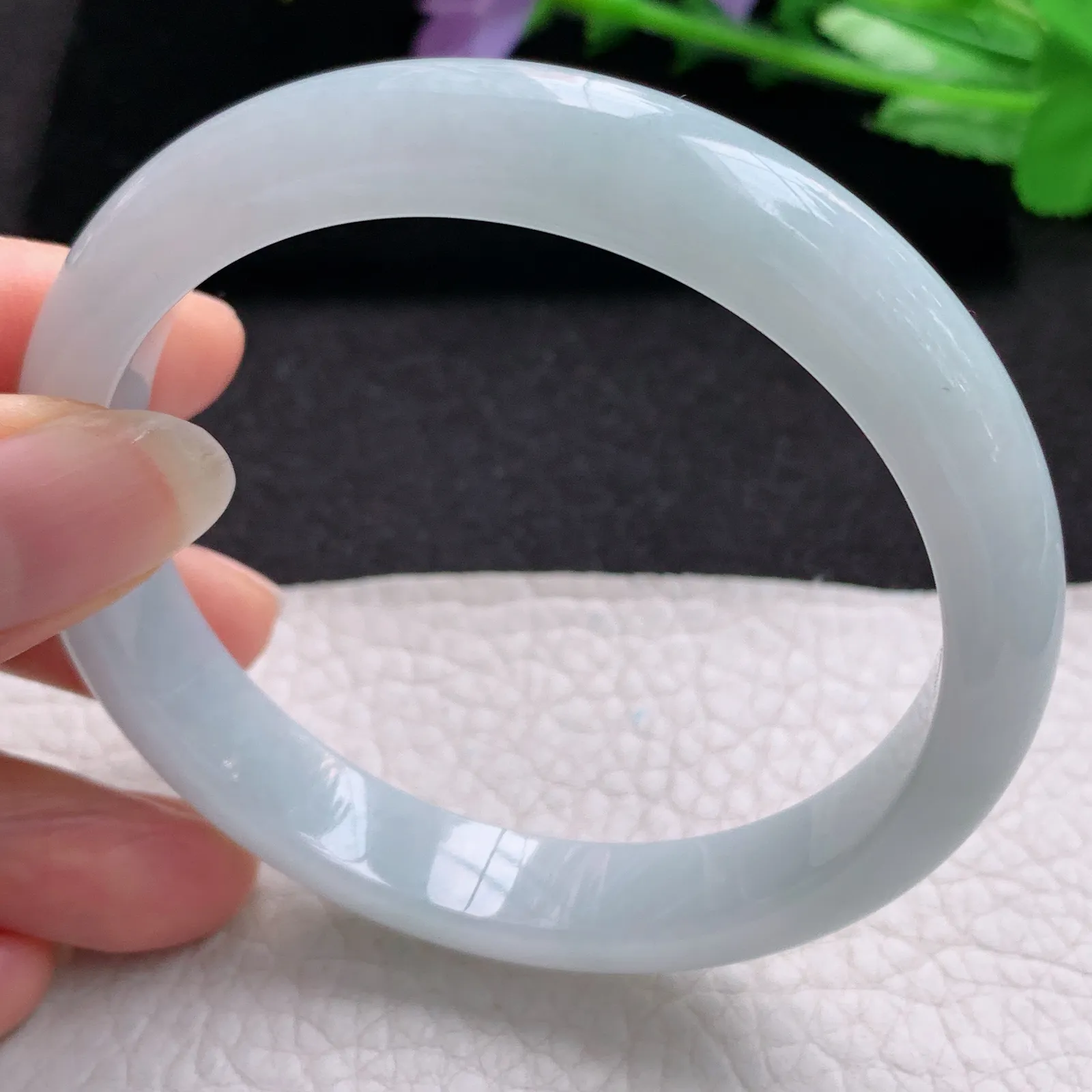 nr大圈口59.5*11.2*7.3平安镯 缅甸翡翠a货玉手镯白月光宽边玉手环