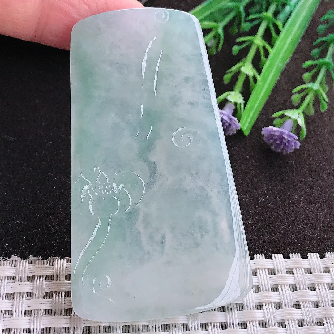 实拍A货翡翠66.3/39/5.8老坑冰透起胶冰晴大势至菩萨吊坠翡翠玉观音挂件