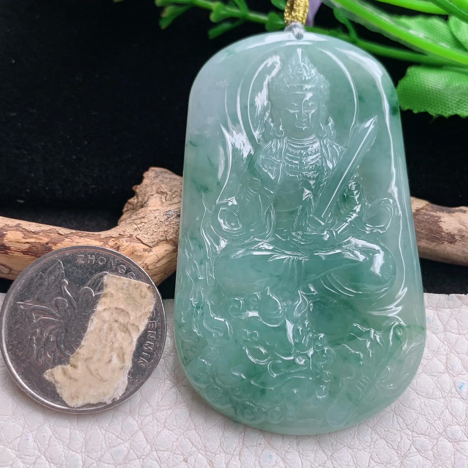 rp实拍63.7*38.8*5.8缅甸翡翠精雕文殊菩萨 生肖守护神玉吊坠 玉挂坠