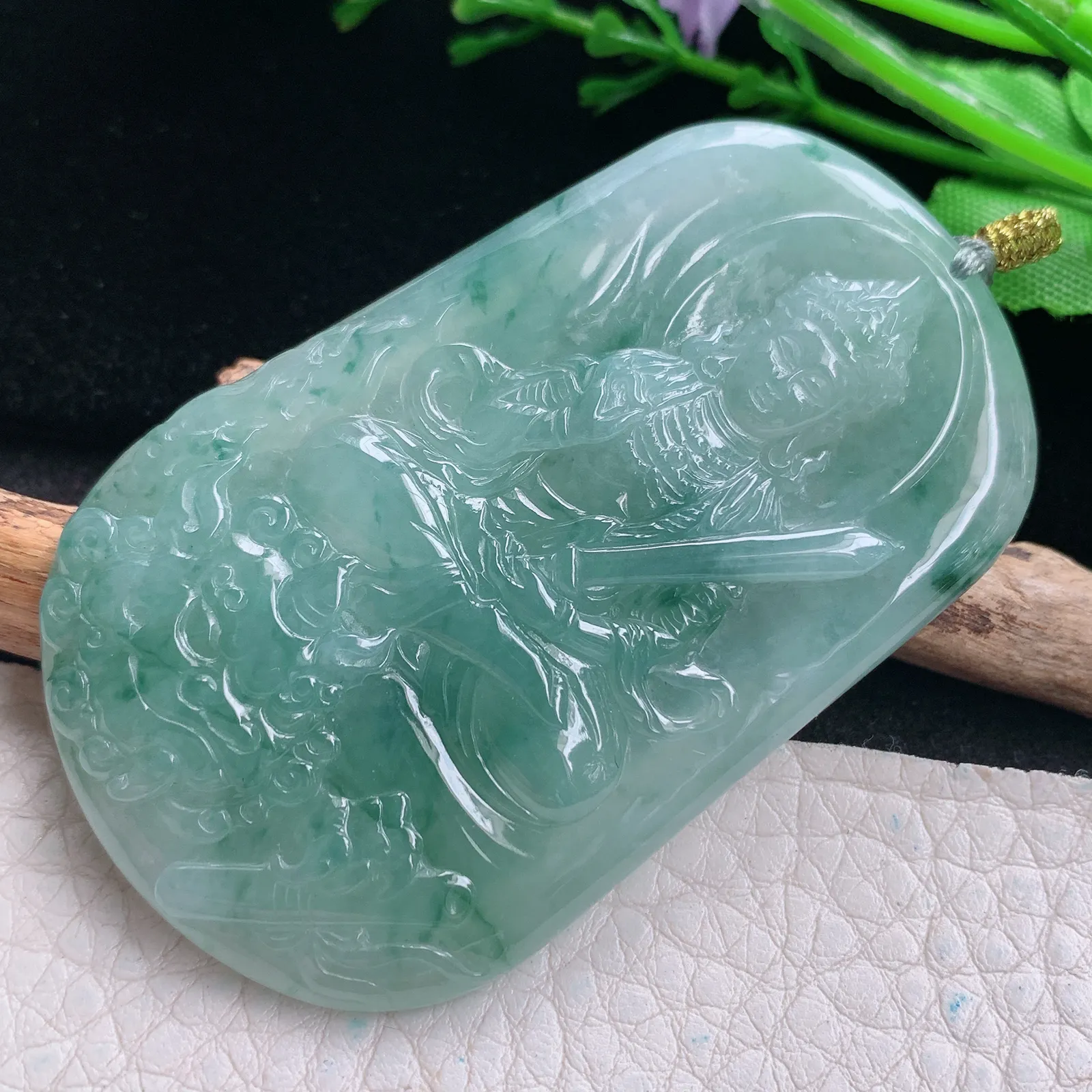 rp实拍63.7*38.8*5.8缅甸翡翠精雕文殊菩萨 生肖守护神玉吊坠 玉挂坠