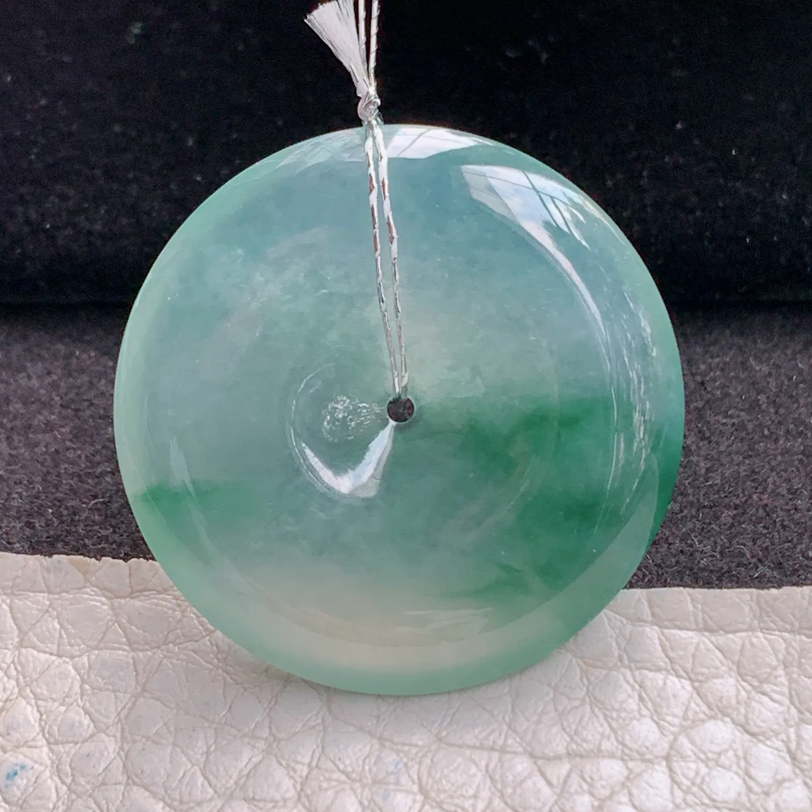 qxm实拍33*5.7缅甸翡翠精雕冰飘花大平安扣 玉扣玉吊坠 玉挂坠