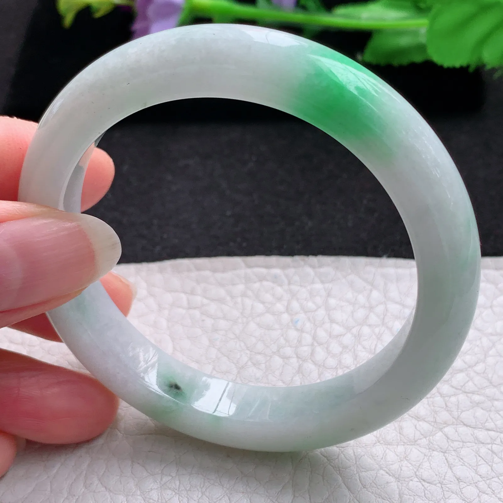 nr自然光54*10.6*8.5平安镯 缅甸翡翠a货玉手镯飘绿宽边玉手环