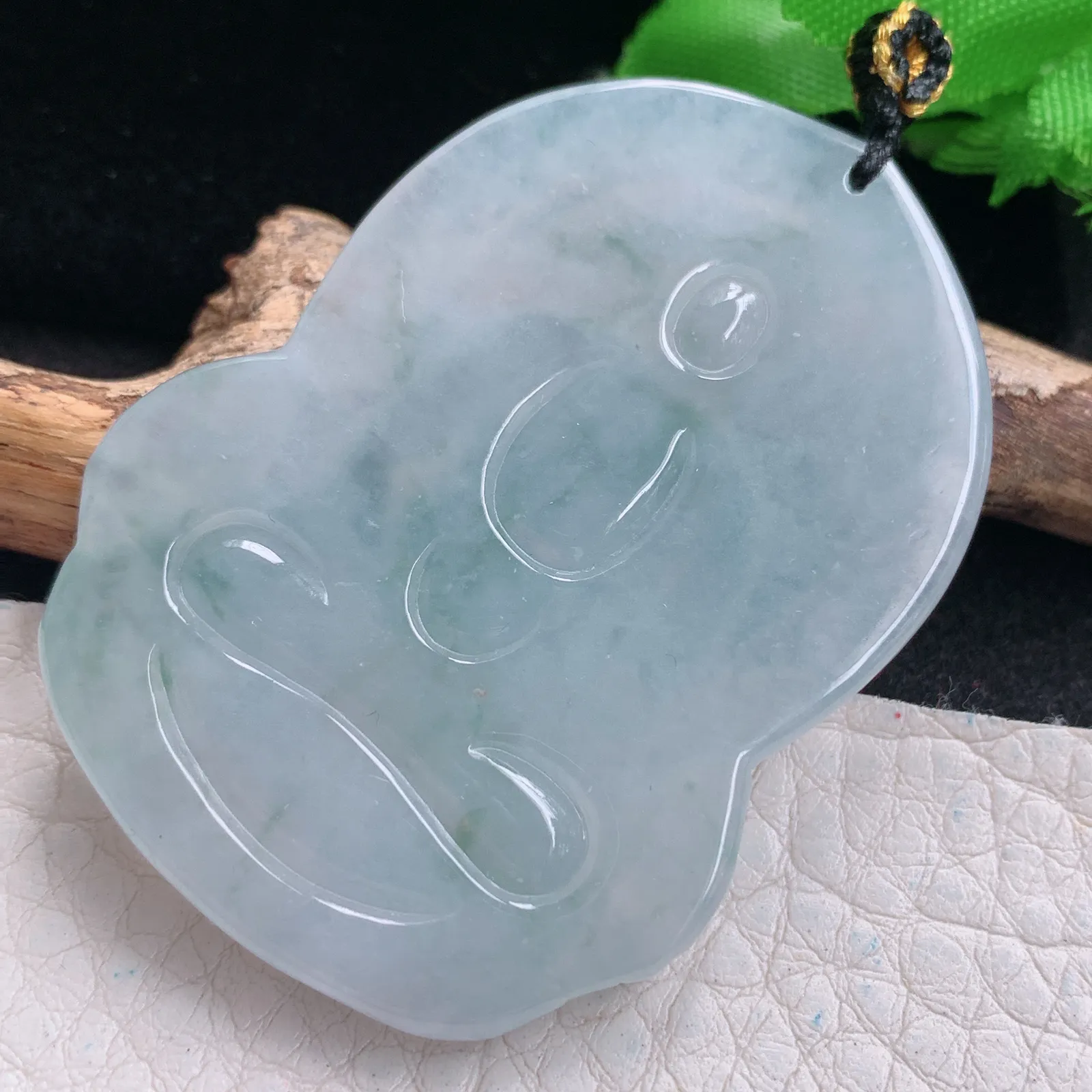 kh实拍51.8*38.5*5.5缅甸翡翠精雕冰飘花大日如来佛祖玉吊坠 玉挂坠