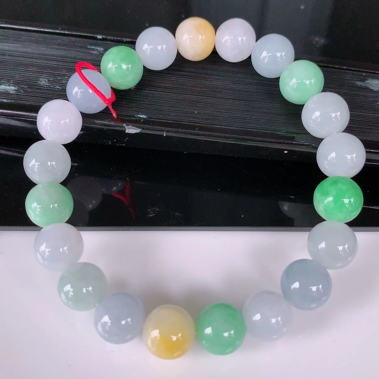 自然光实拍，冰润多宝翡翠手链，多彩翡翠手串，颜色丰富，料子细腻，高档大气自戴送礼佳品！#46.22取一尺寸9.5