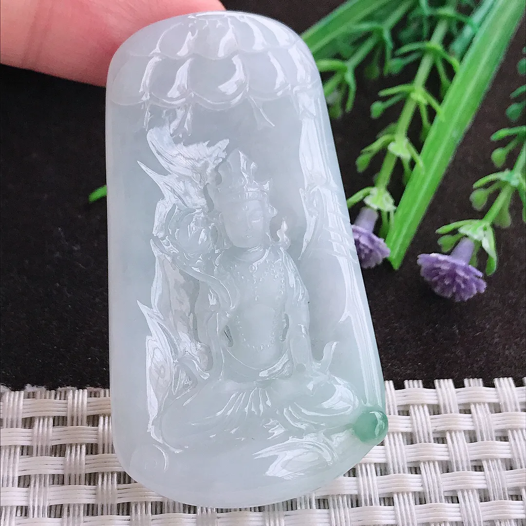 实拍A货翡翠61.3/34.8/5.8老坑冰润起胶月光白大势至菩萨吊坠翡翠玉牌挂件