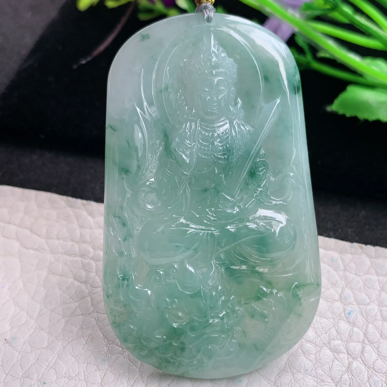 rp实拍63.7*38.8*5.8缅甸翡翠精雕文殊菩萨 生肖守护神玉吊坠 玉挂坠