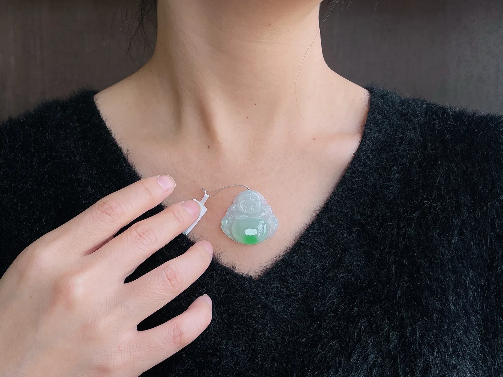 【裸石】高冰飘绿佛公吊坠
【说明】缅料 完美 性价比高  
【尺寸】32.6-34-6.5