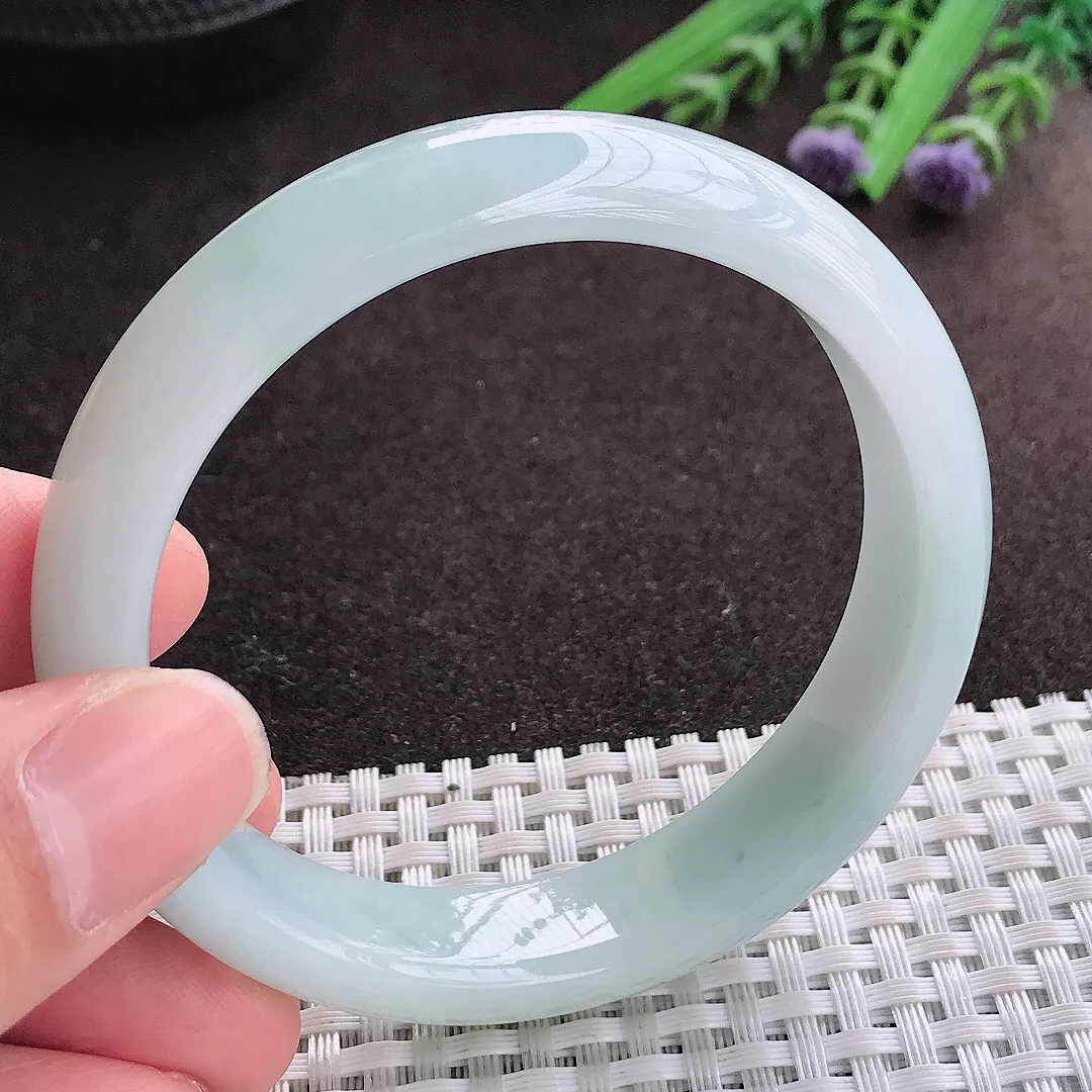 实拍A货翡翠56.5/13.2/7.5老坑冰润起胶飘花手镯宽边玉镯子平安镯