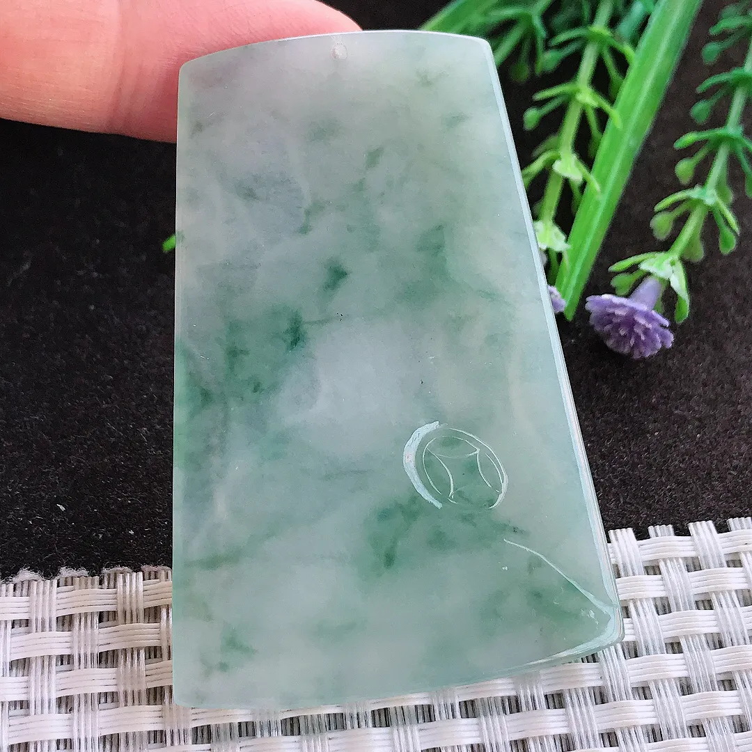 实拍A货翡翠61.5/42.3/5.5老坑冰胶果冻冰飘花不动明王吊坠翡翠玉牌挂件