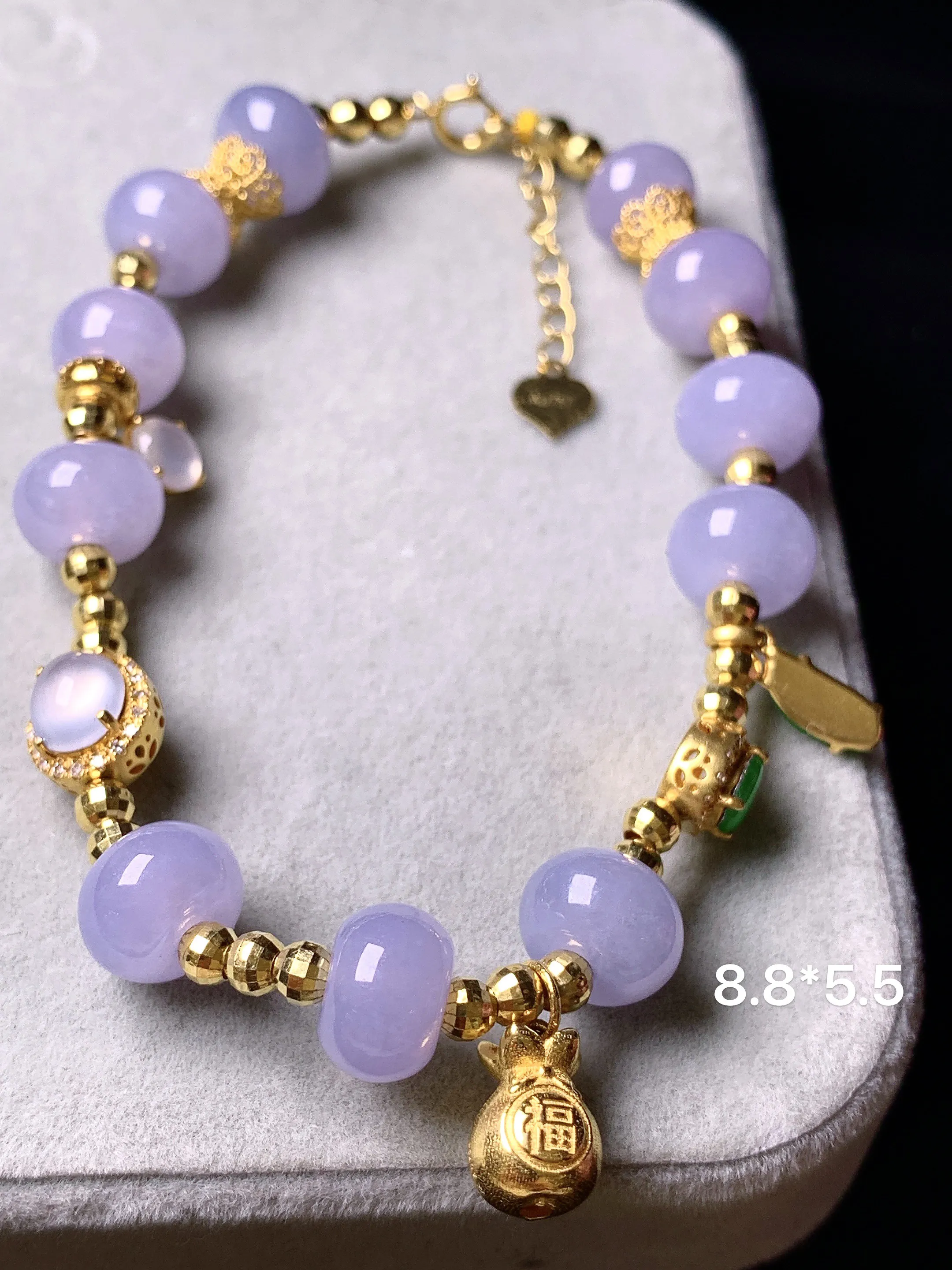 18k金钻镶嵌紫罗兰算盘珠手链 玉质细腻 色泽清新艳丽 整体尺寸8.8*5.5