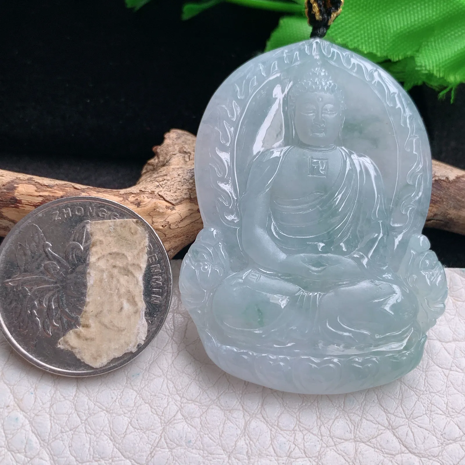 kh实拍51.8*38.5*5.5缅甸翡翠精雕冰飘花大日如来佛祖玉吊坠 玉挂坠