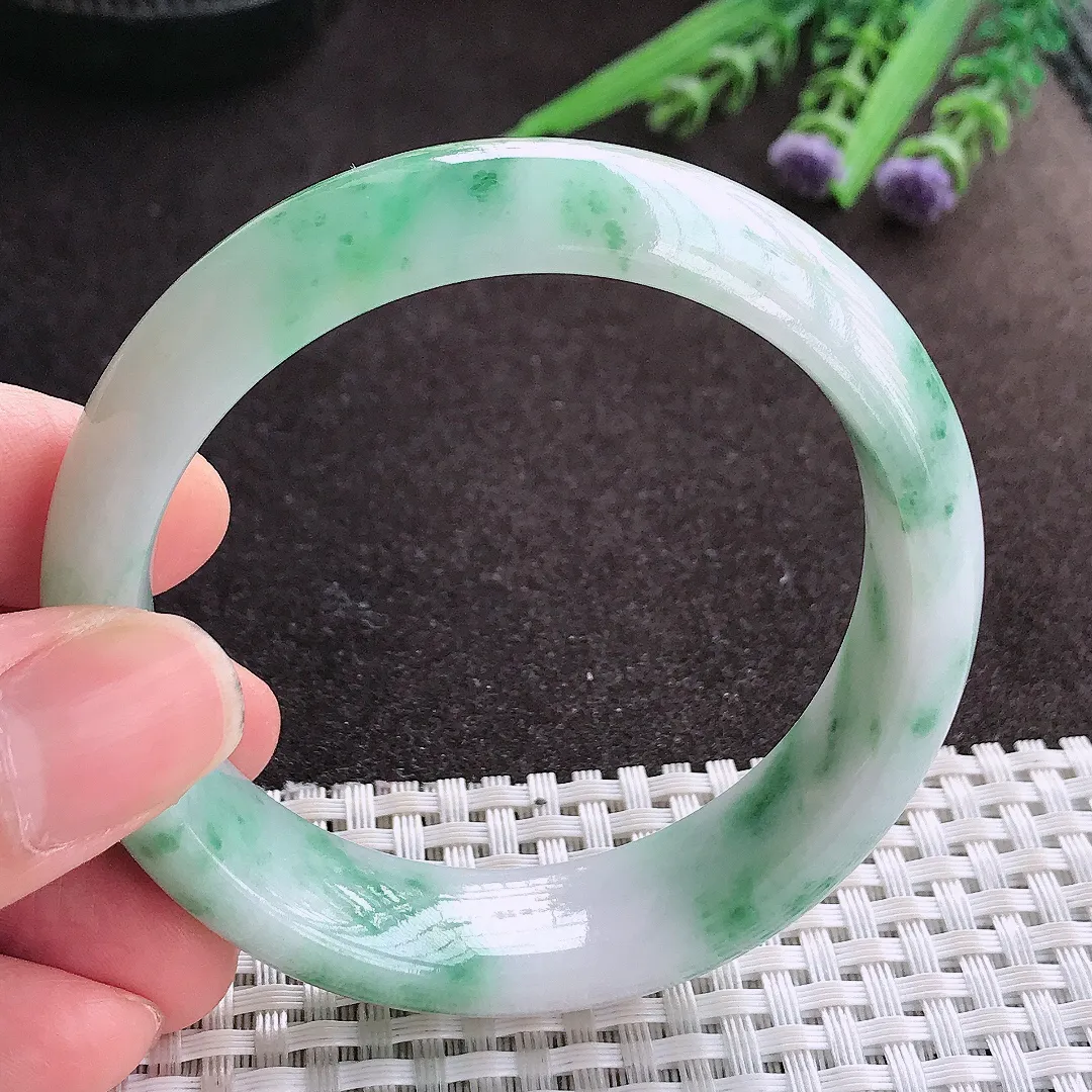 实拍A货翡翠54.5/15.5/8.1老坑精美温润飘花手镯宽边玉镯子平安镯