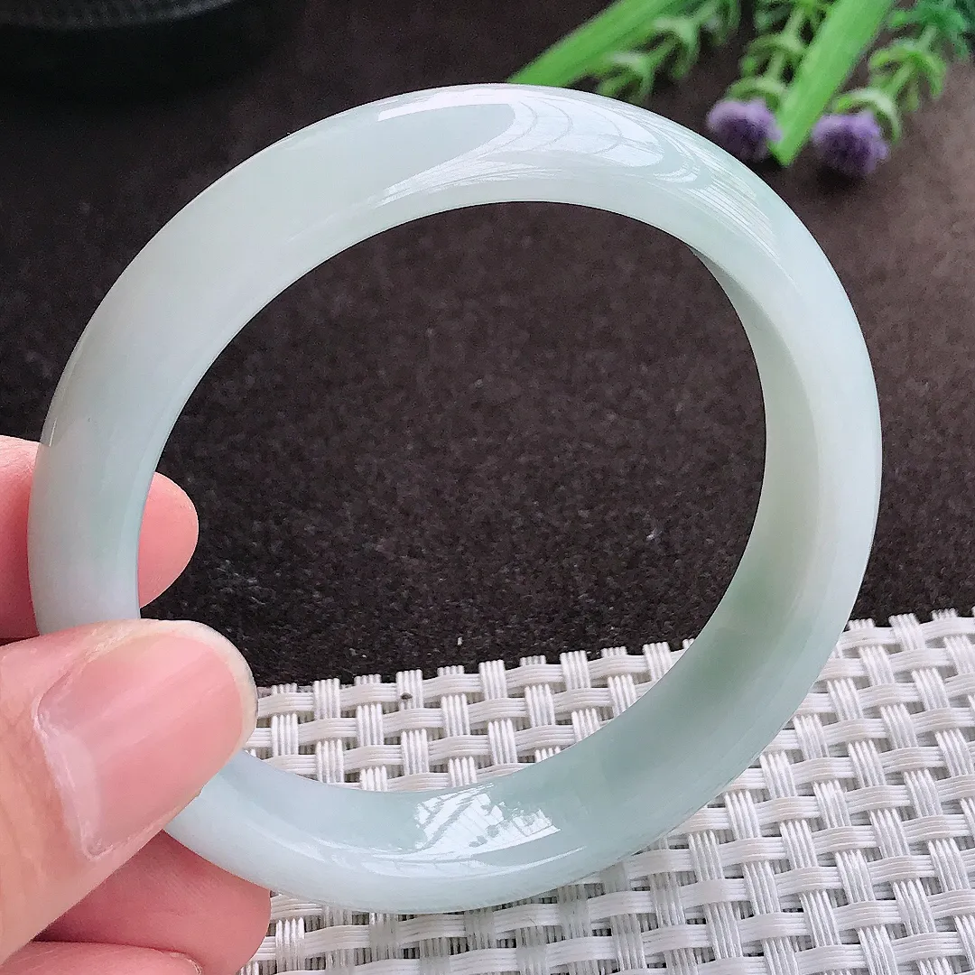 实拍A货翡翠56.5/13.2/7.5老坑冰润起胶飘花手镯宽边玉镯子平安镯