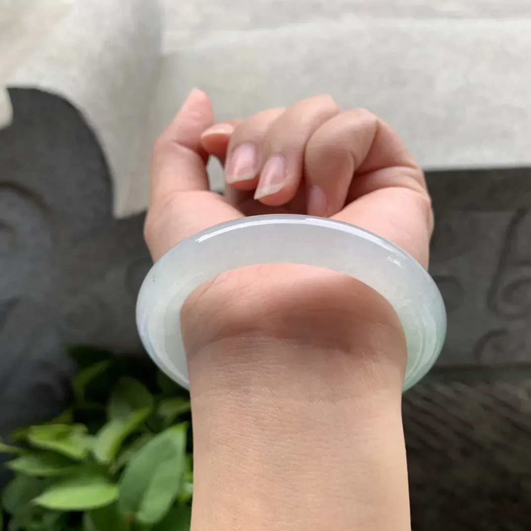 小圈口51.5-9.2 【冰种飘绿圆条手镯】圆条51 52可戴