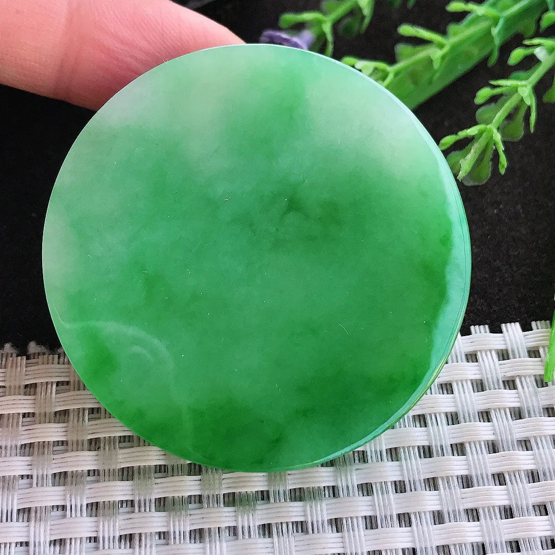 实拍A货翡翠51.5/7.6老坑冰润起胶厚装阳绿无事牌圆牌吊坠翡翠玉牌挂件