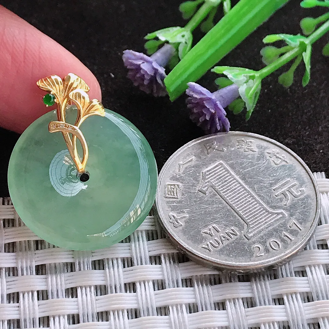 实拍A货翡翠22/4.6老坑18k金镶嵌冰晴甜绿色平安扣吊坠翡翠玉扣挂件