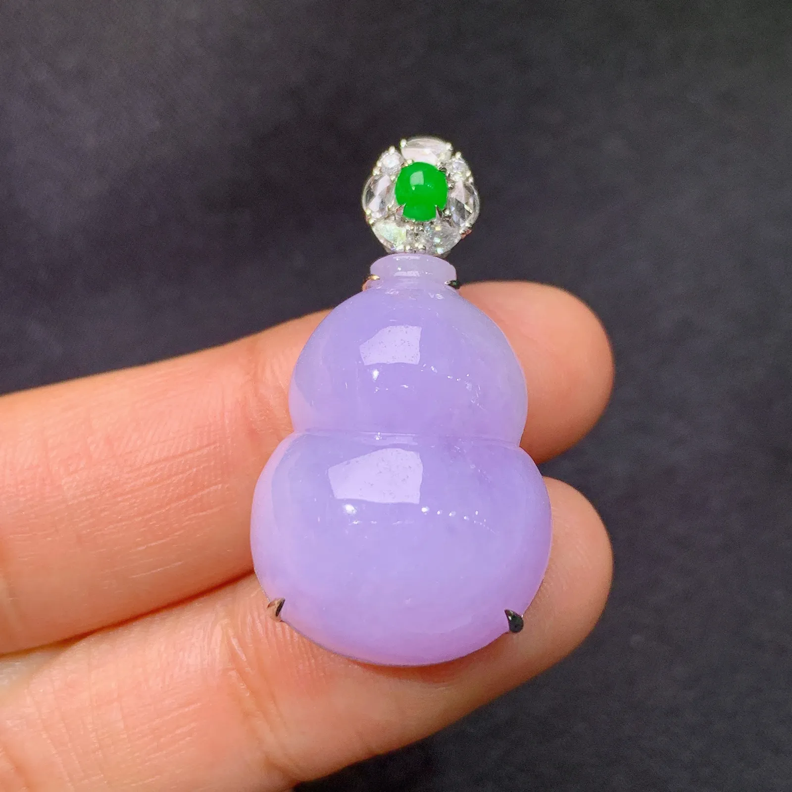 紫罗兰葫芦吊坠，18k金镶嵌，温润细腻，颜色鲜艳，M002 尺寸31.8*17.7*10.8